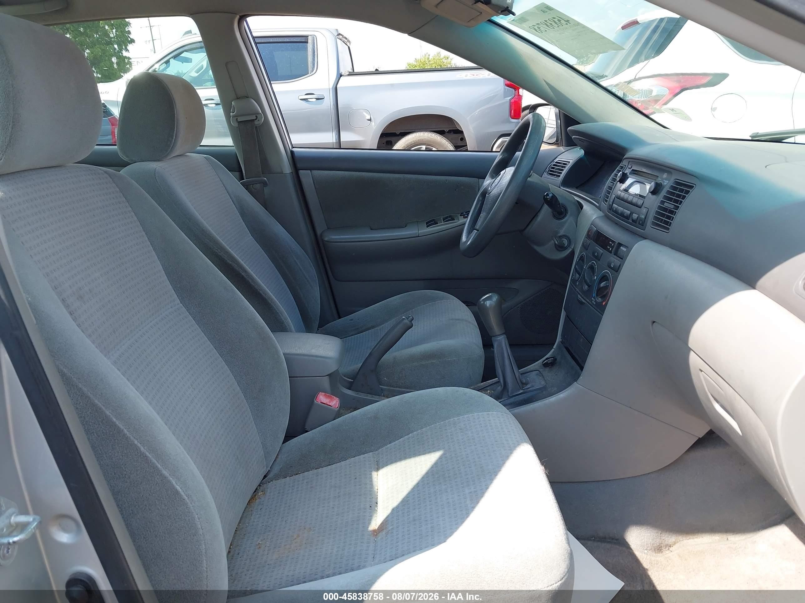 2008 Toyota Corolla Ce Silver vin: 2T1BR32E38C884204