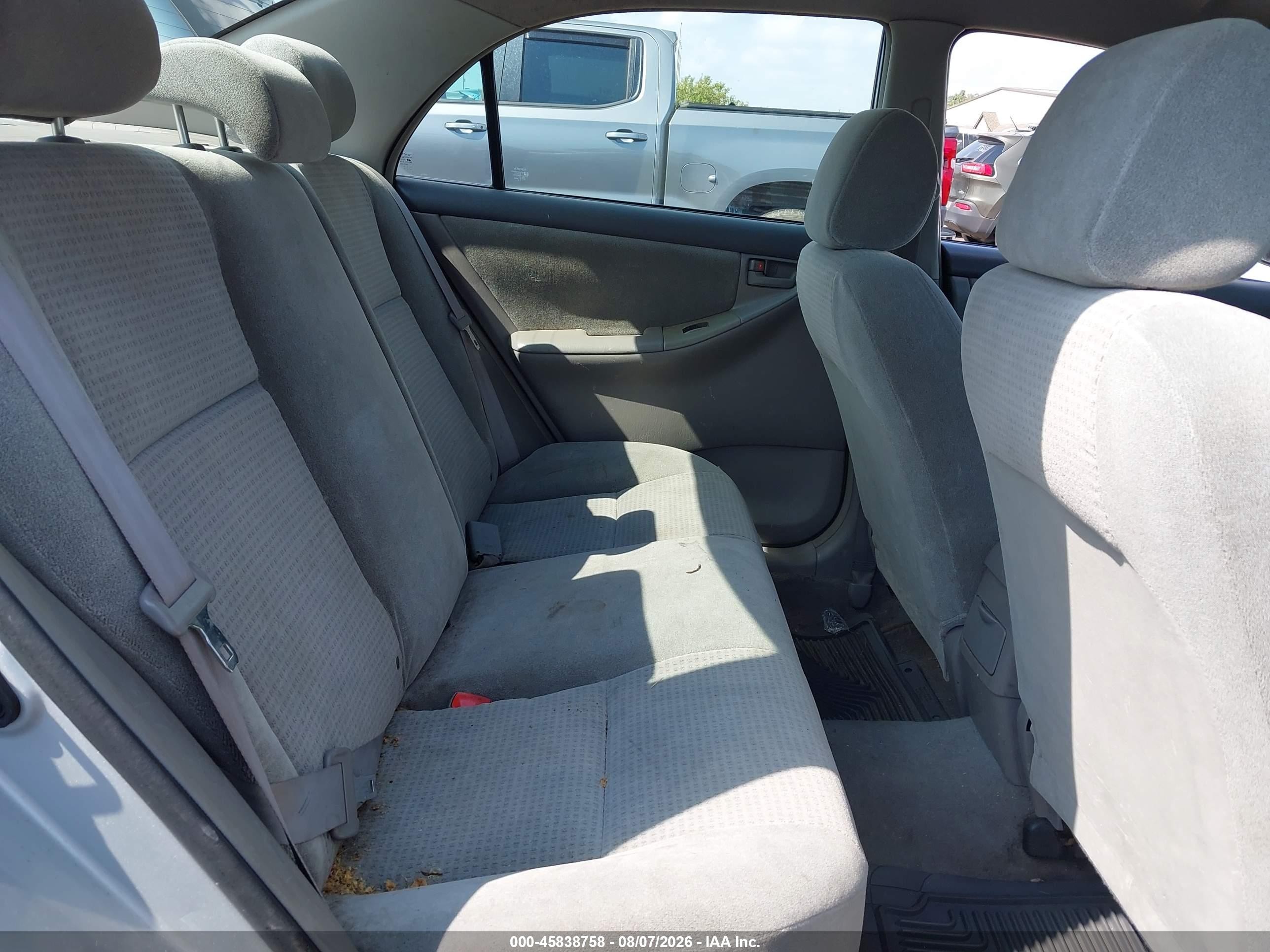 2008 Toyota Corolla Ce Silver vin: 2T1BR32E38C884204