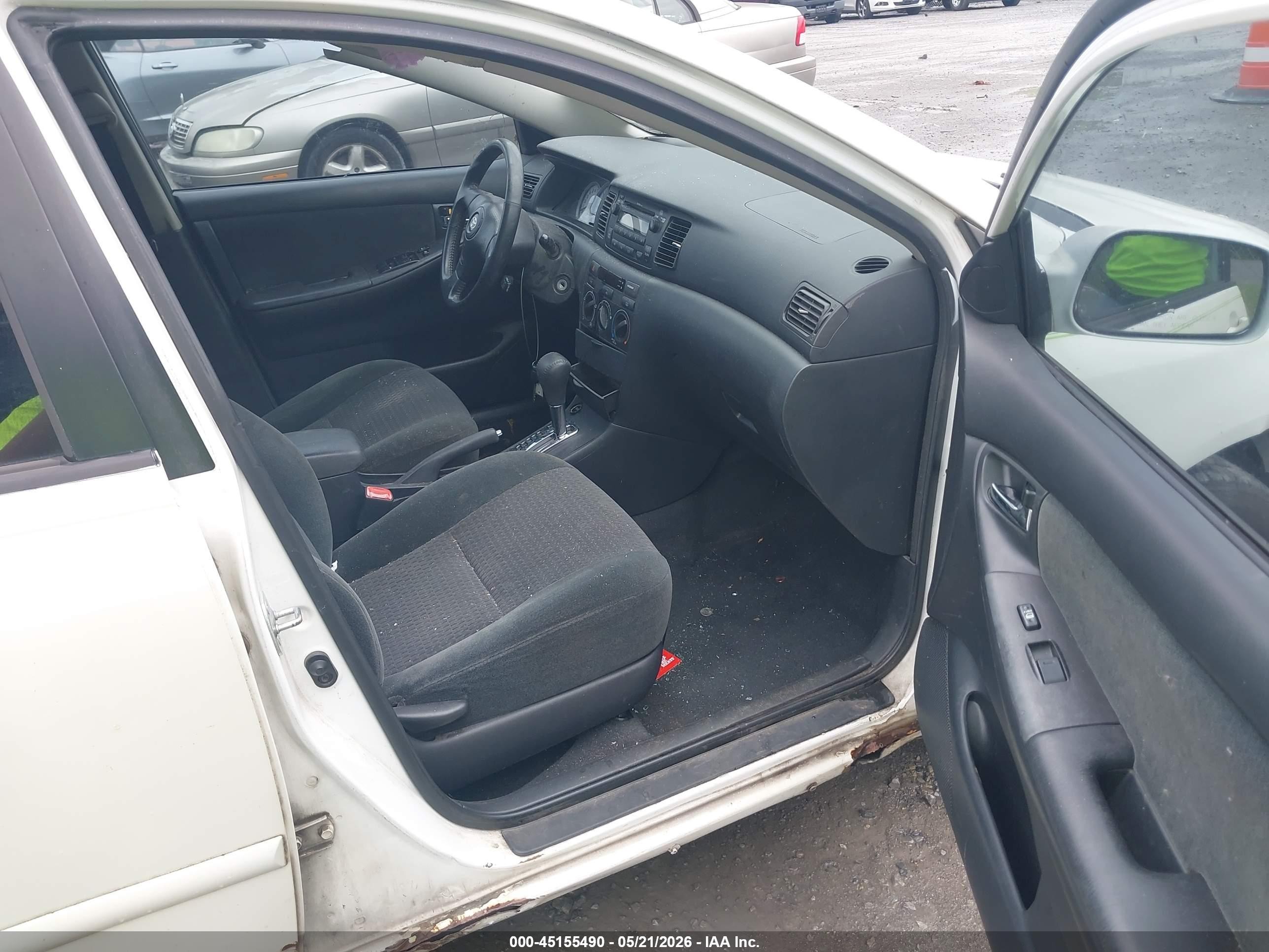 2008 Toyota Corolla S White vin: 2T1BR32E38C901521