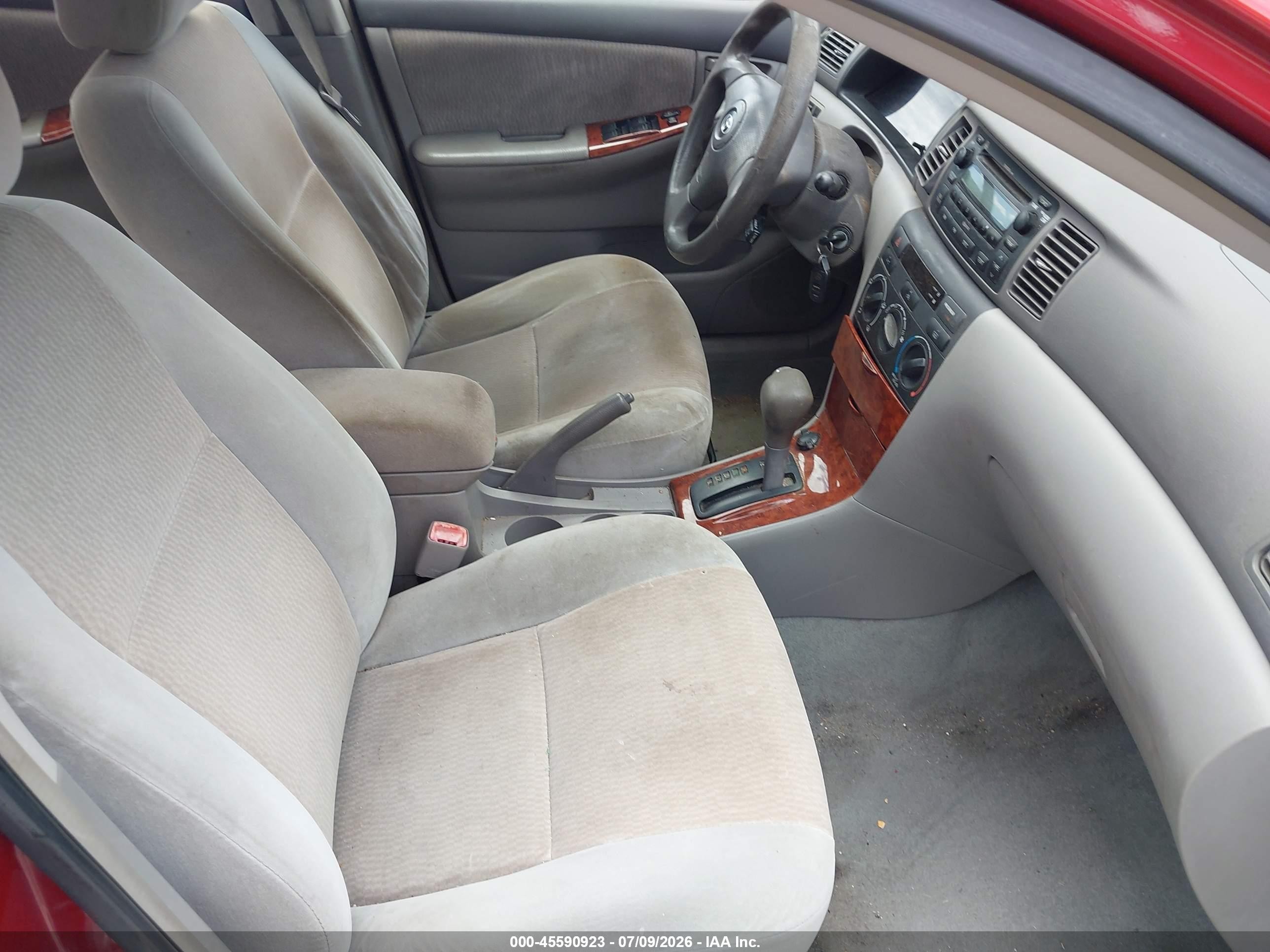 2008 Toyota Corolla Le Red vin: 2T1BR32E38C918335