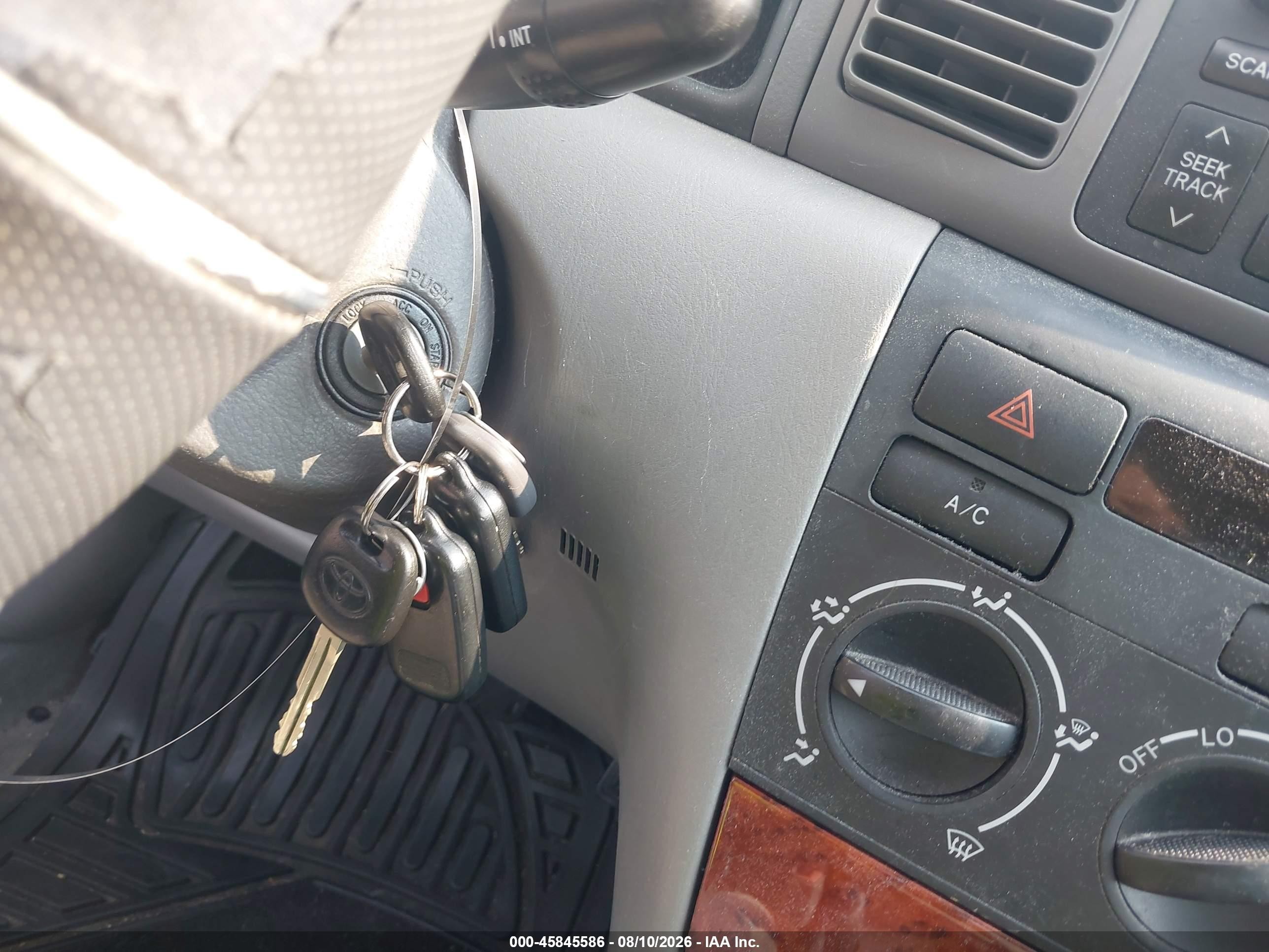 2008 Toyota Corolla Le Silver vin: 2T1BR32E38C929674
