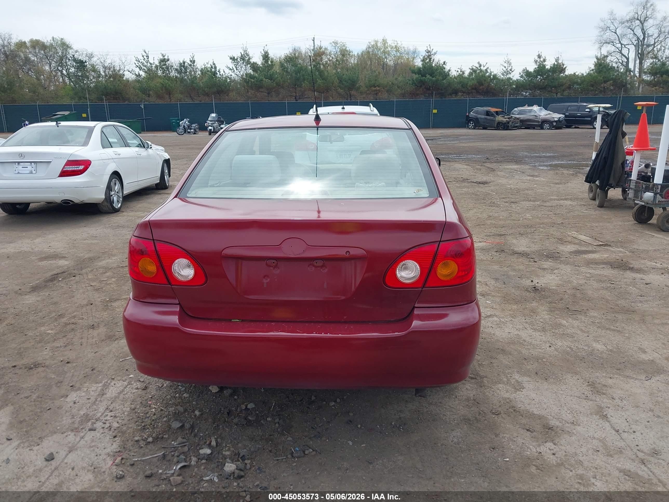 2003 Toyota Corolla Ce Red vin: 2T1BR32E43C012767