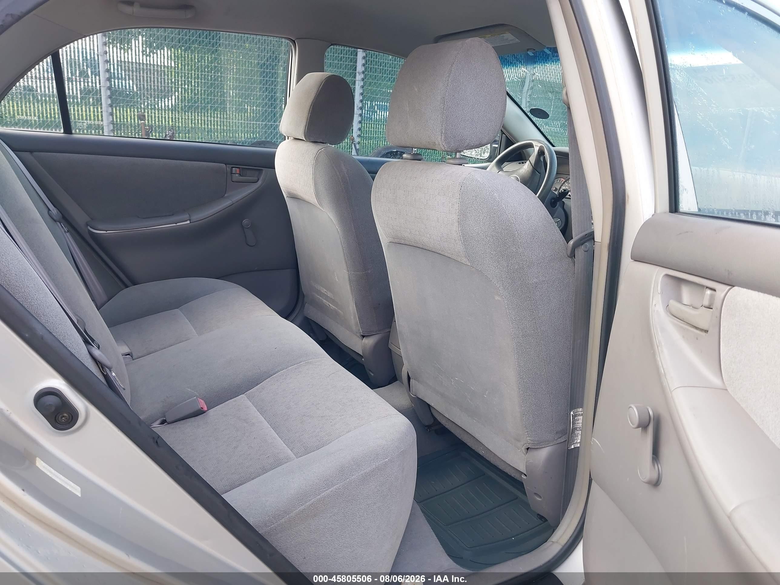 2003 Toyota Corolla Ce Silver vin: 2T1BR32E43C024322