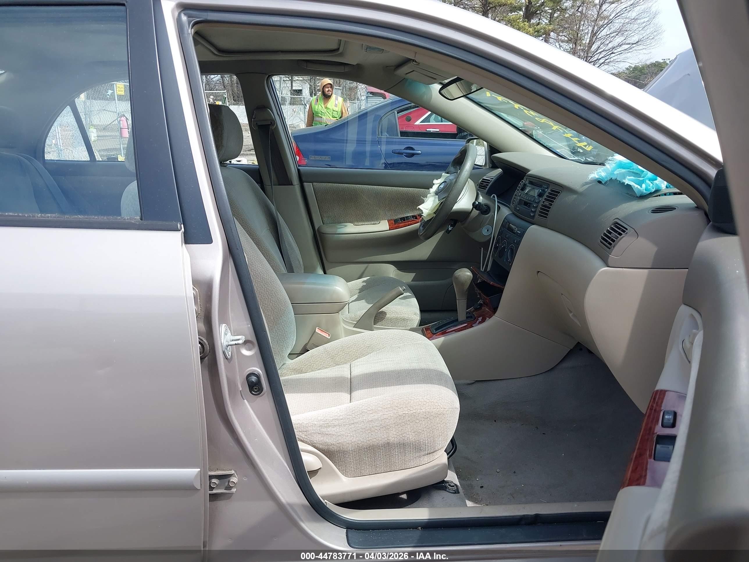 2003 Toyota Corolla Le Серый vin: 2T1BR32E43C061113