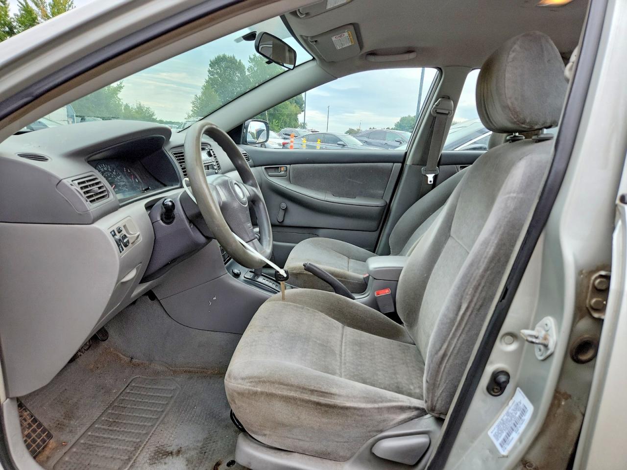 2003 Toyota Corolla Ce Silver vin: 2T1BR32E43C142953