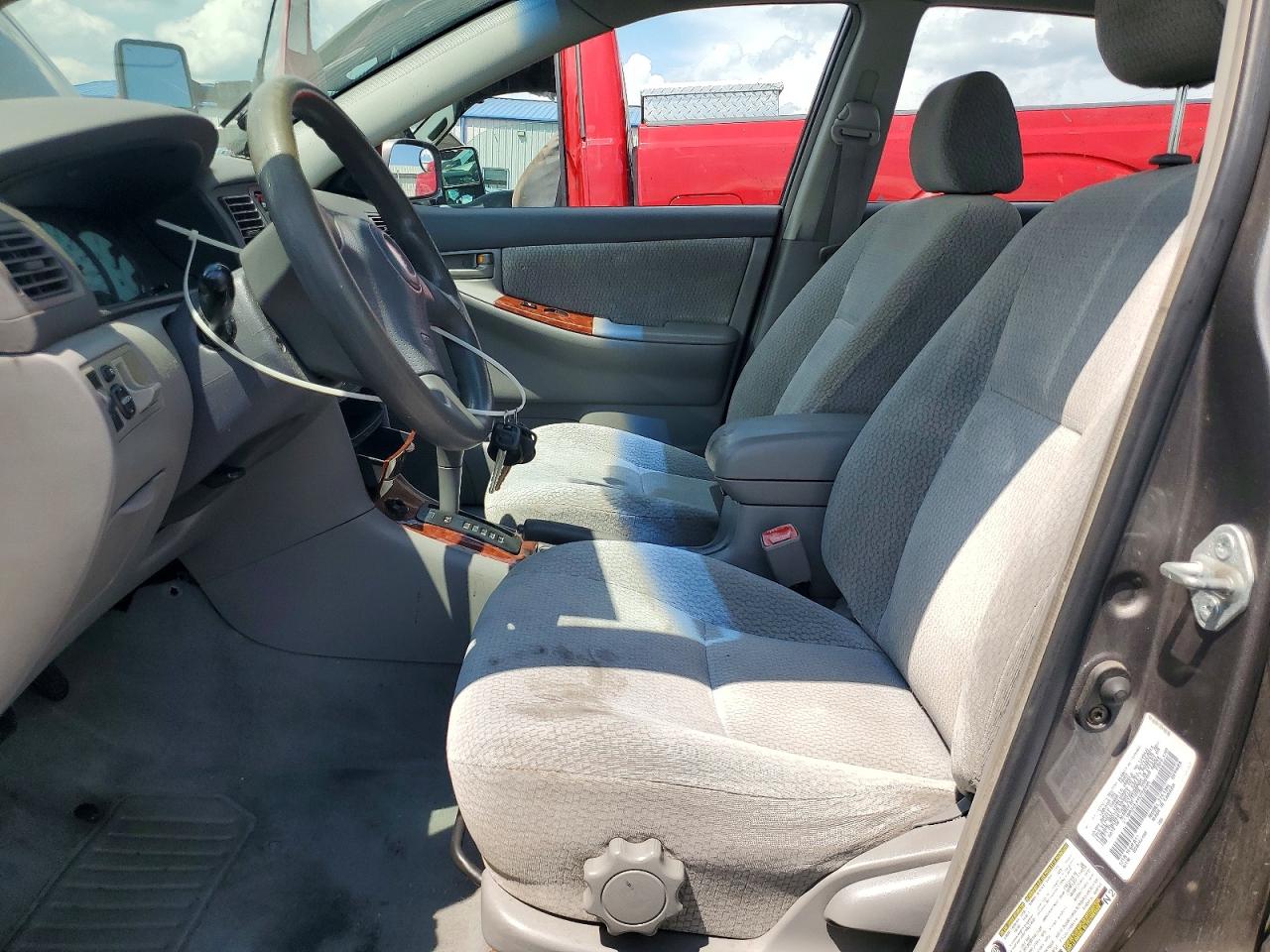 2004 Toyota Corolla Le Gray vin: 2T1BR32E44C232685