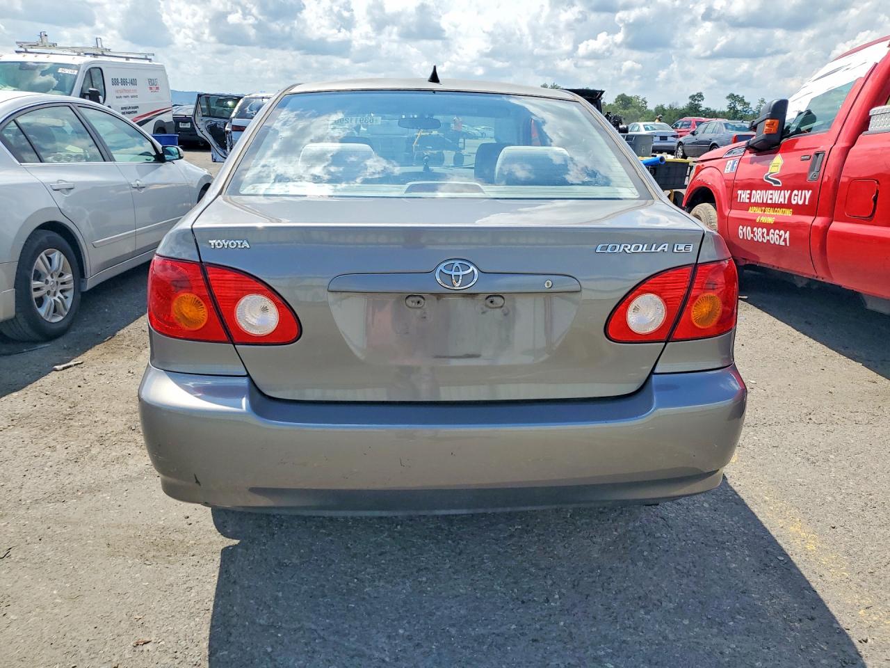 2004 Toyota Corolla Le Gray vin: 2T1BR32E44C232685