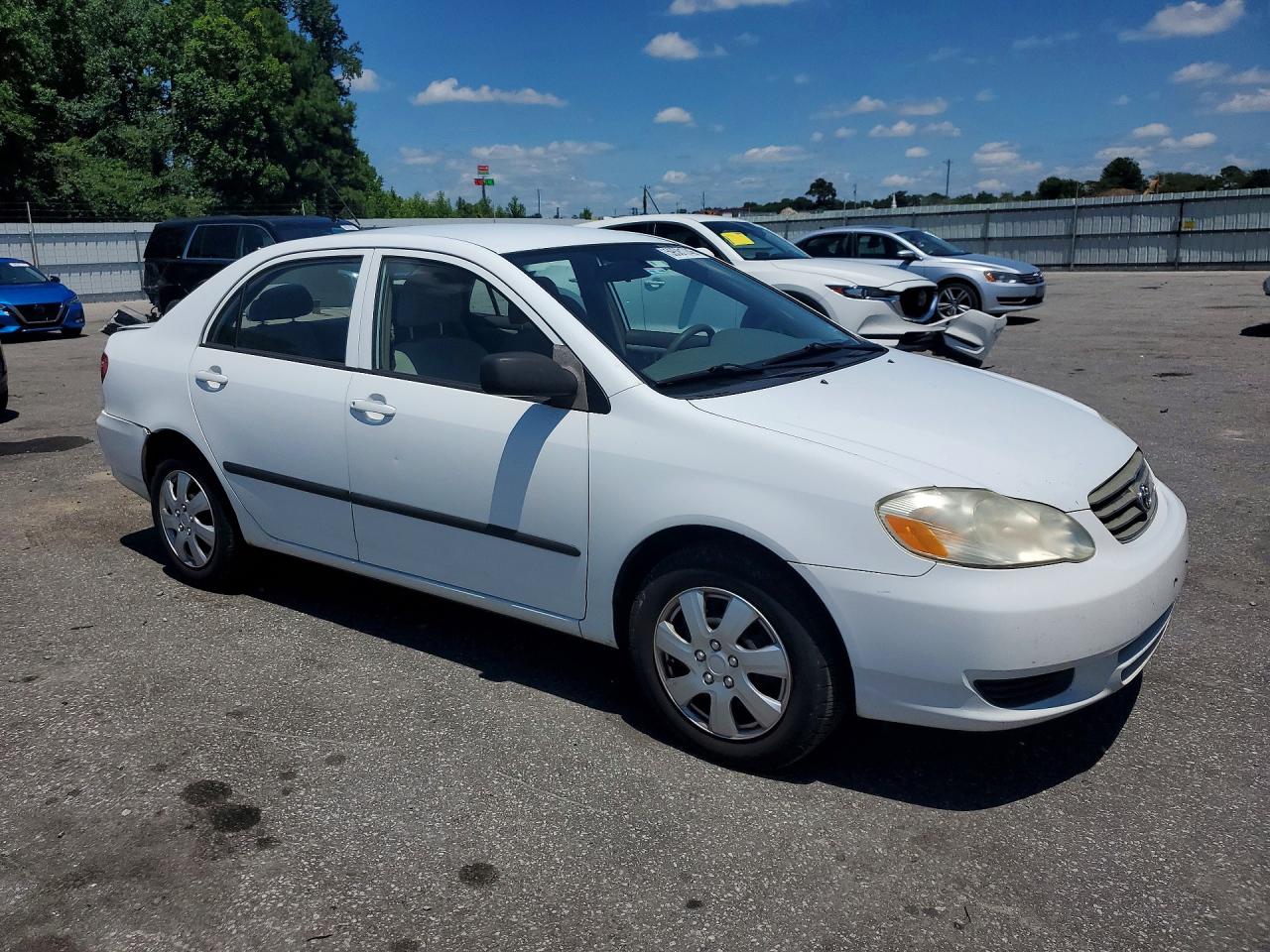 2004 Toyota Corolla Ce White vin: 2T1BR32E44C263614