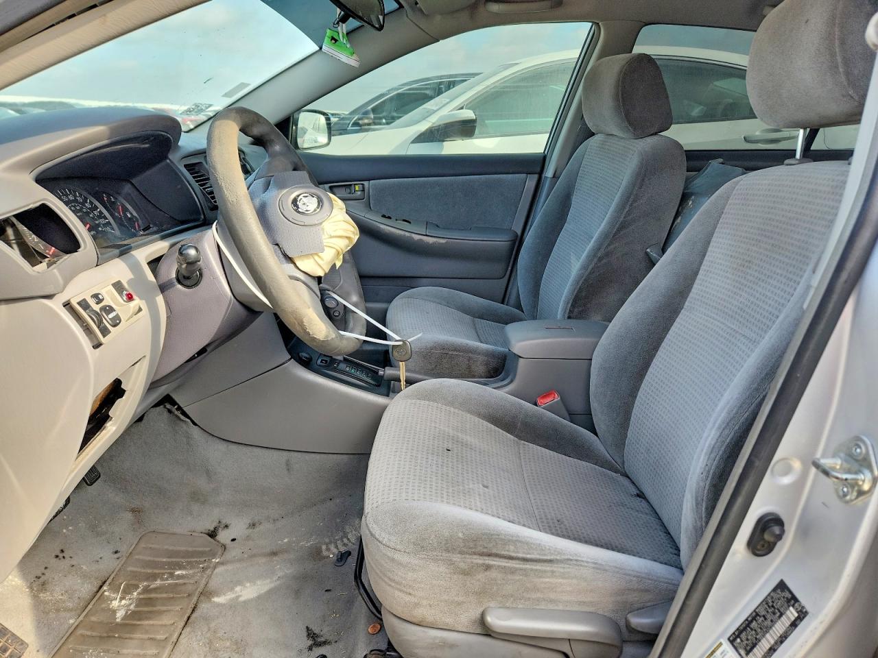 2005 Toyota Corolla Ce Серебряный vin: 2T1BR32E45C320203