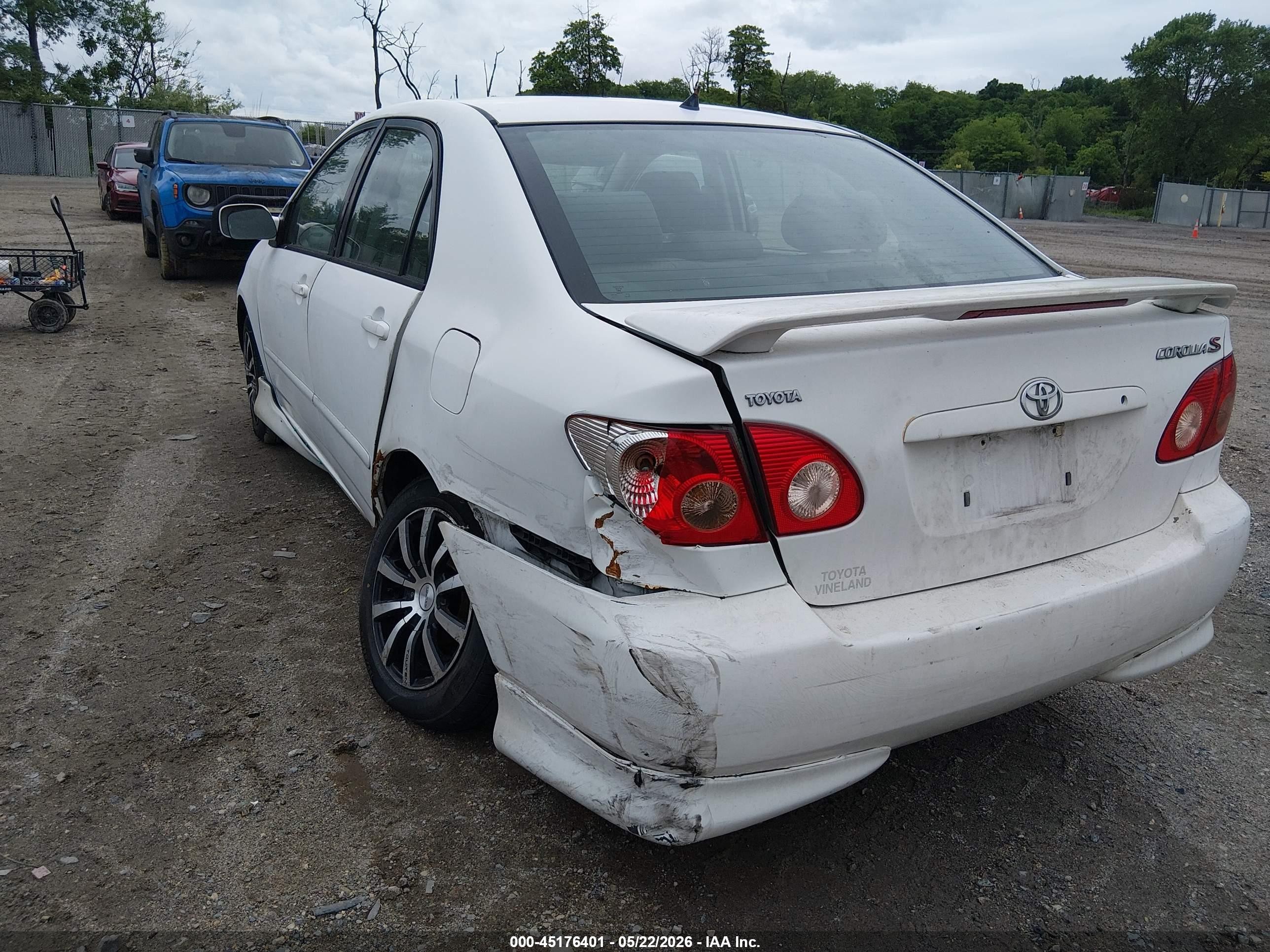 2005 Toyota Corolla S White vin: 2T1BR32E45C353430