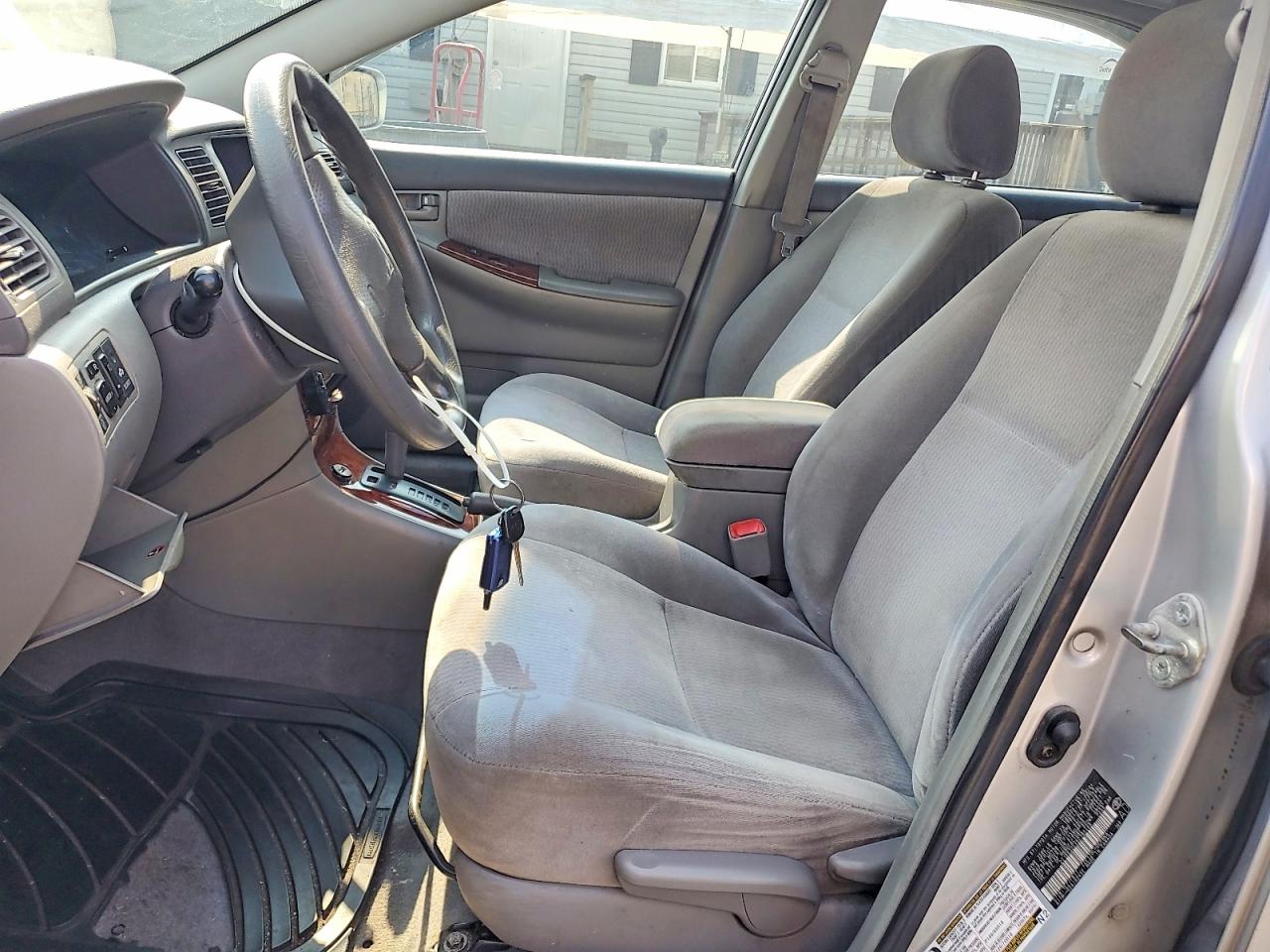 2005 Toyota Corolla Le Silver vin: 2T1BR32E45C385469