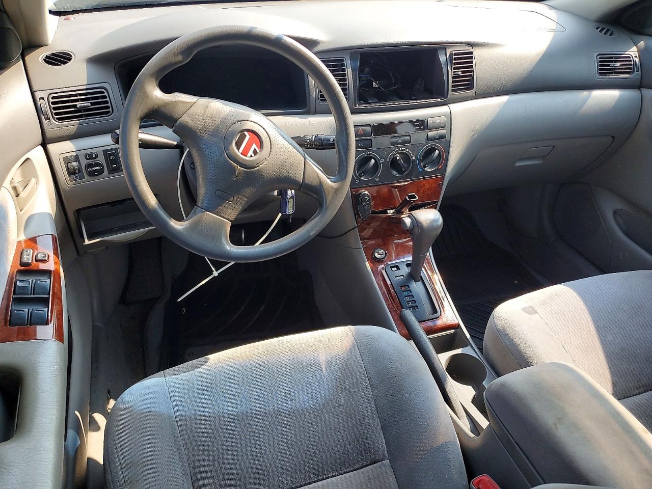 2005 Toyota Corolla Le Silver vin: 2T1BR32E45C385469