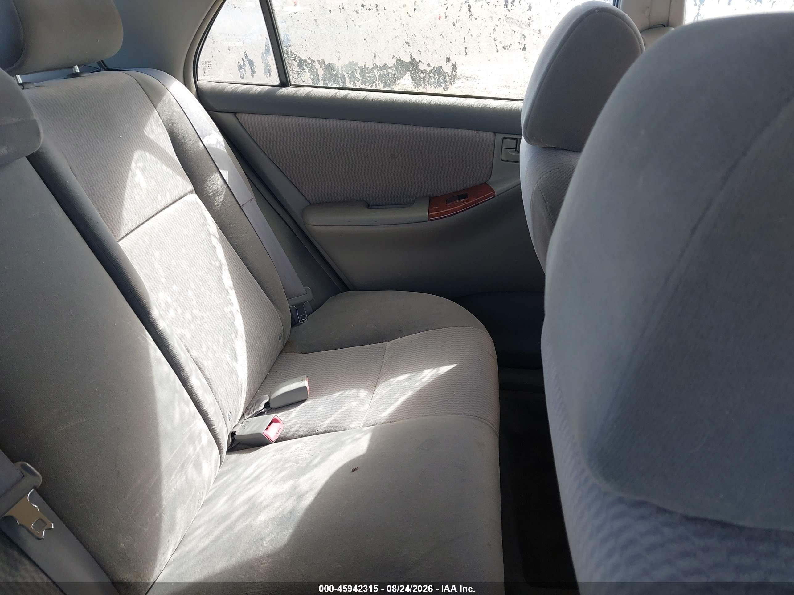 2005 Toyota Corolla Le Silver vin: 2T1BR32E45C431429