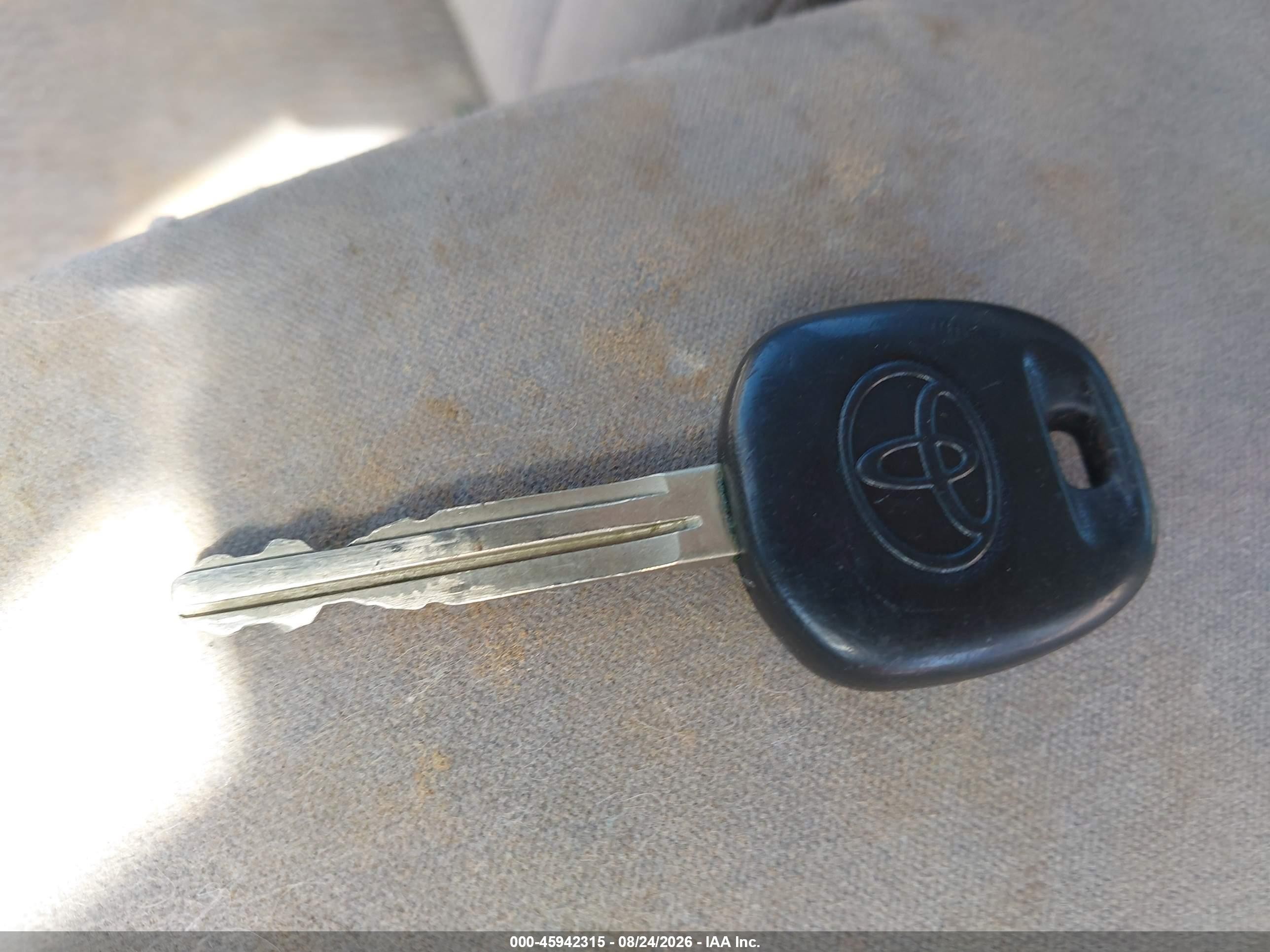2005 Toyota Corolla Le Silver vin: 2T1BR32E45C431429