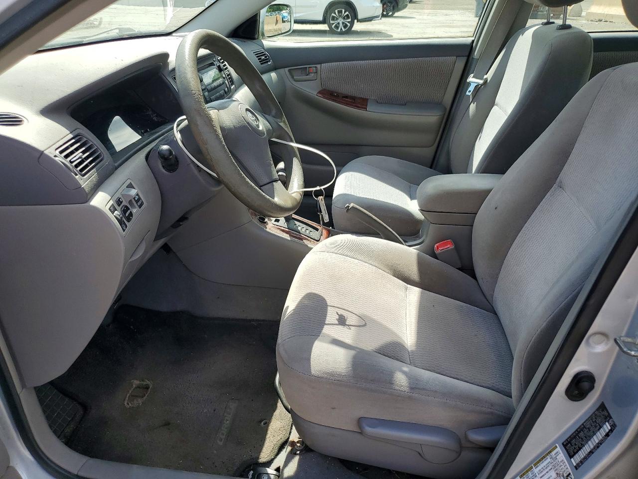 2005 Toyota Corolla Silver vin: 2T1BR32E45C457903