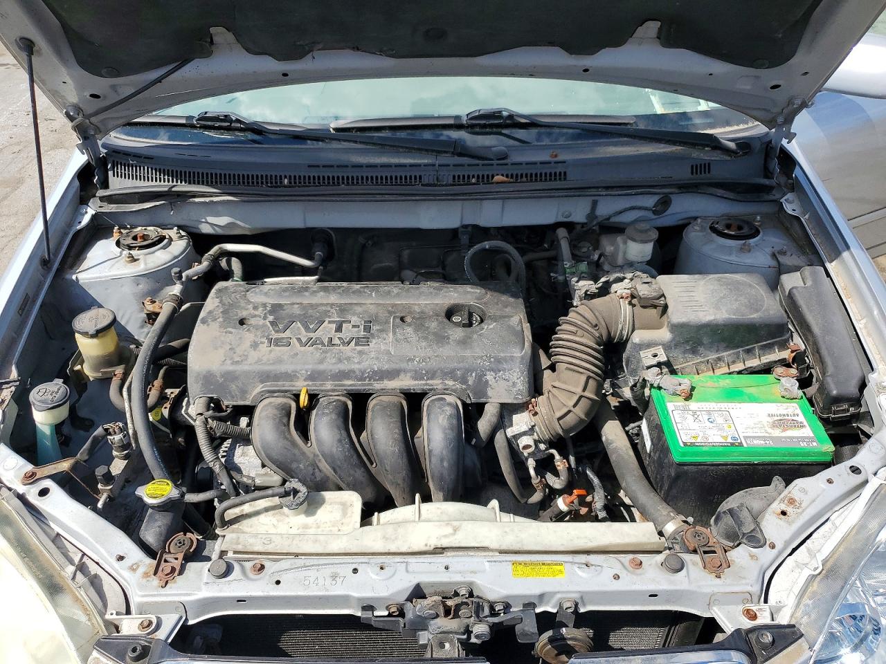 2005 Toyota Corolla Silver vin: 2T1BR32E45C457903