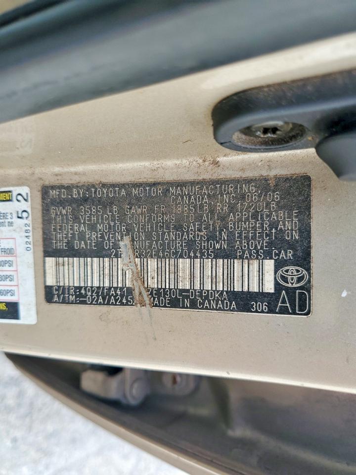 2006 Toyota Corolla Ce Золотой vin: 2T1BR32E46C704435