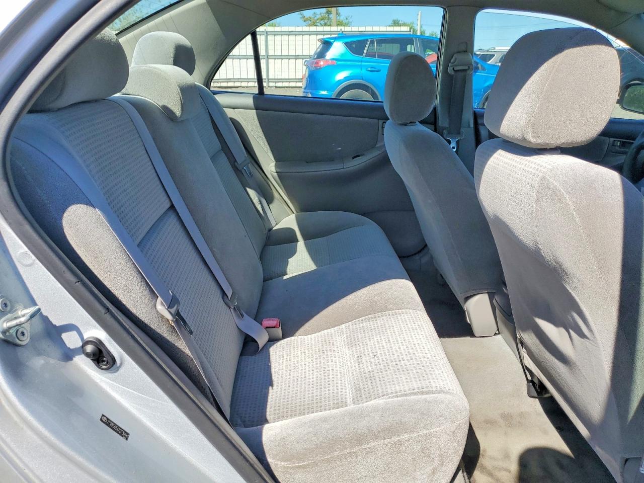 2007 Toyota Corolla Ce Silver vin: 2T1BR32E47C716442