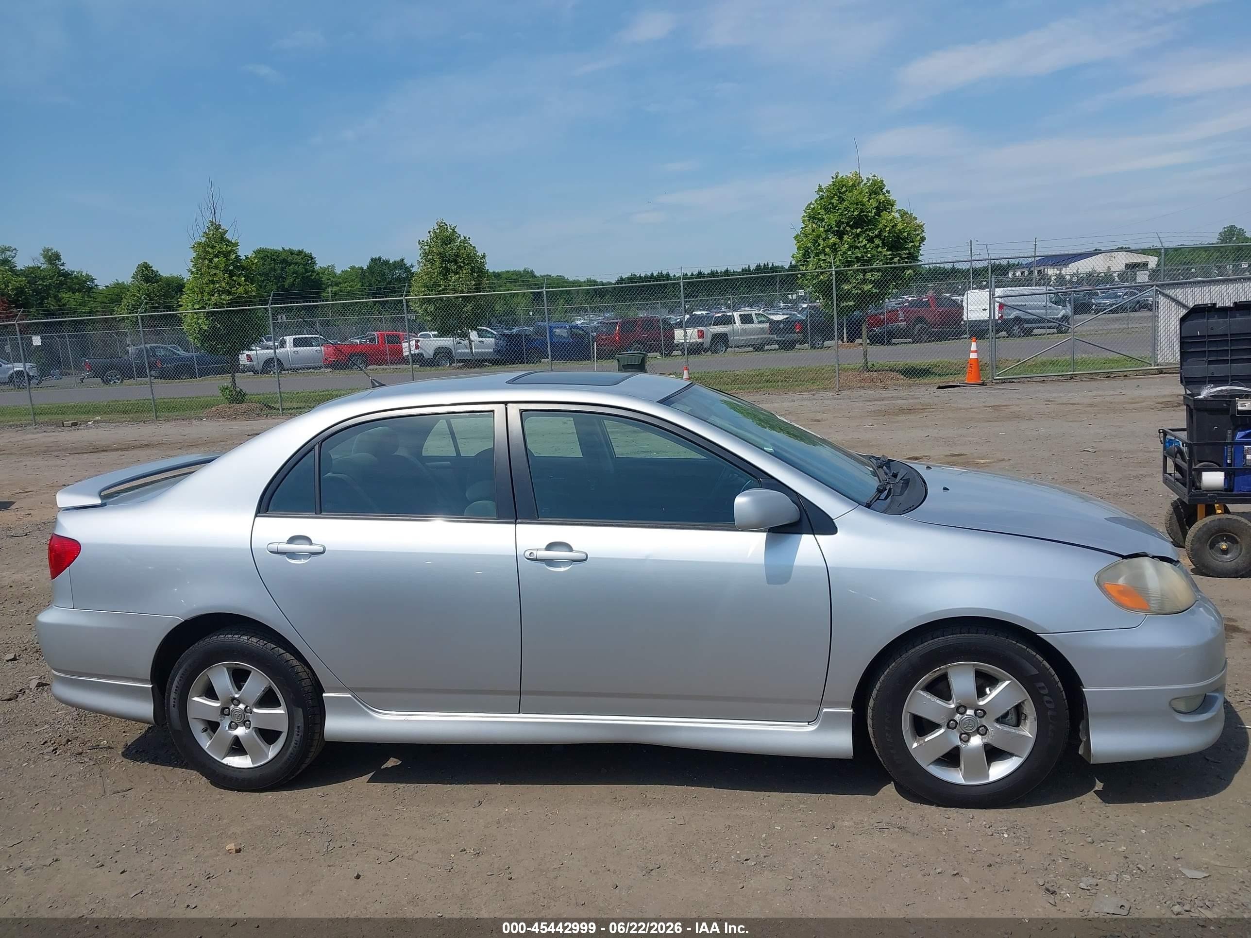 2007 Toyota Corolla S Silver vin: 2T1BR32E47C772932