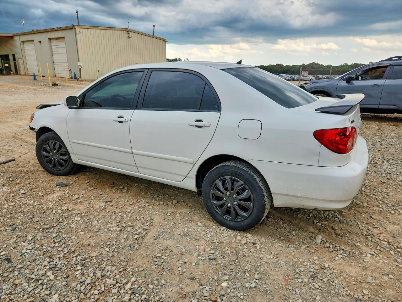 2008 Toyota Corolla Le White vin: 2T1BR32E48C893719