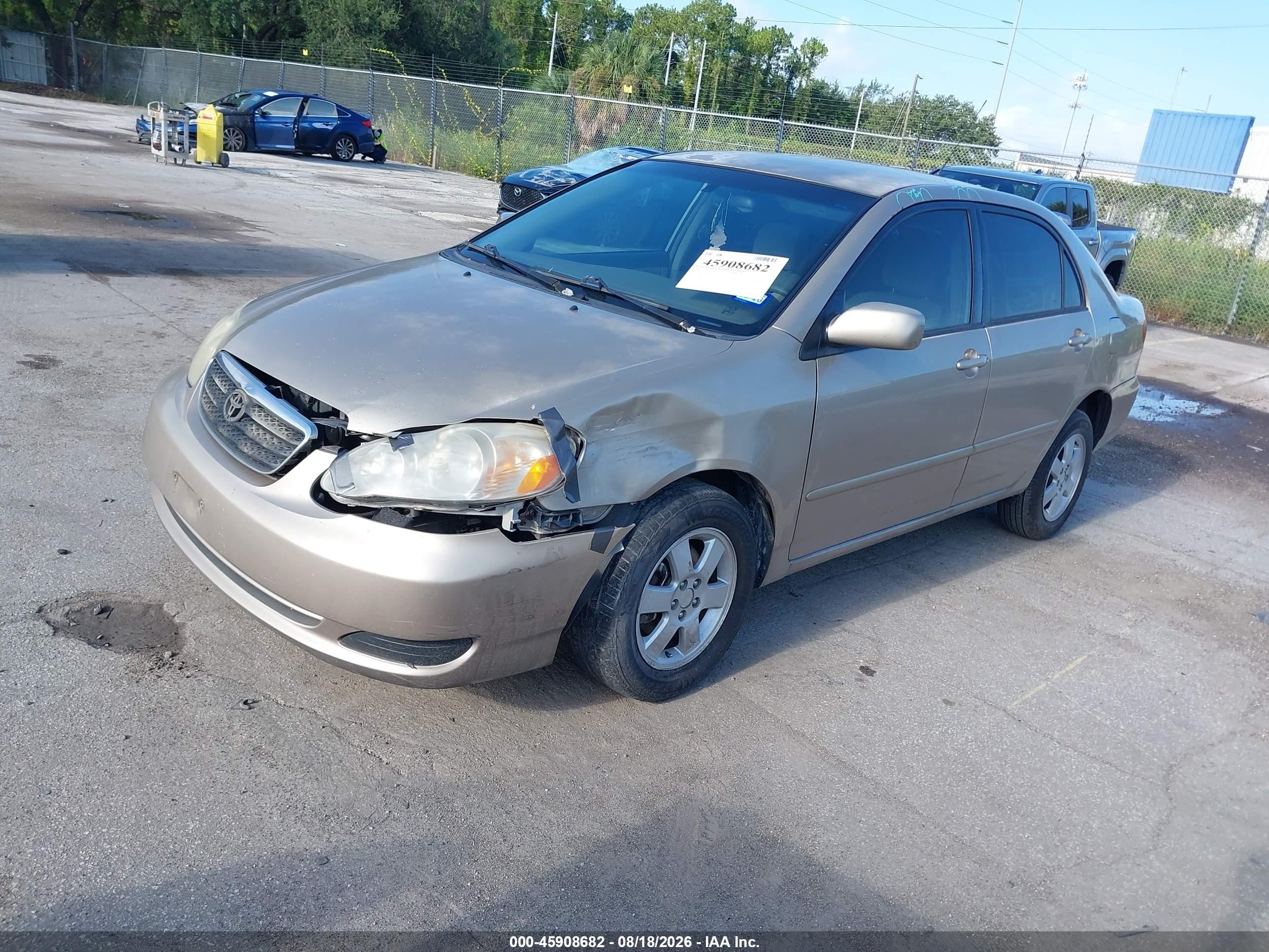 2008 Toyota Corolla Le Gold vin: 2T1BR32E48C895048