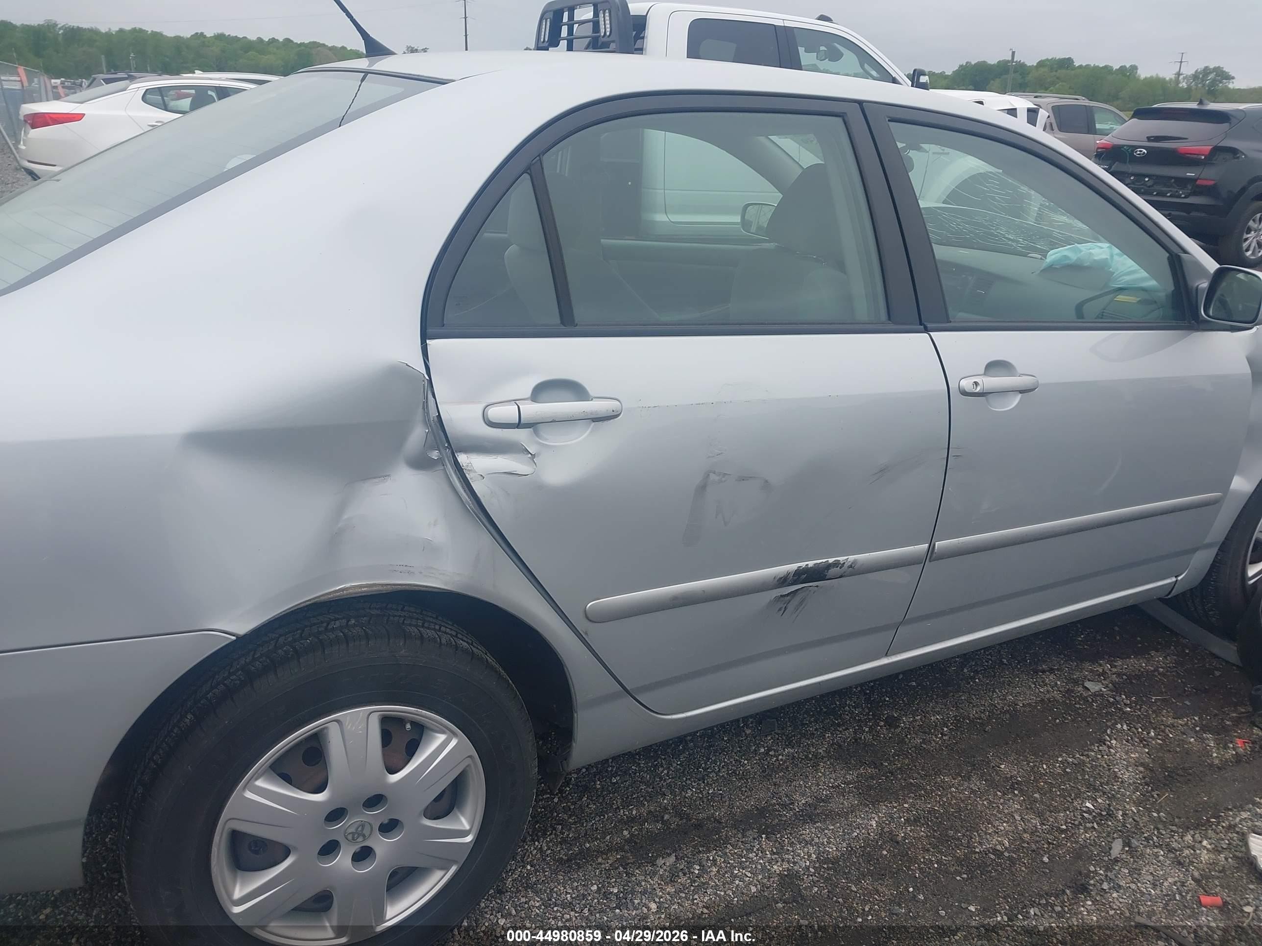2008 Toyota Corolla Le Silver vin: 2T1BR32E48C903780