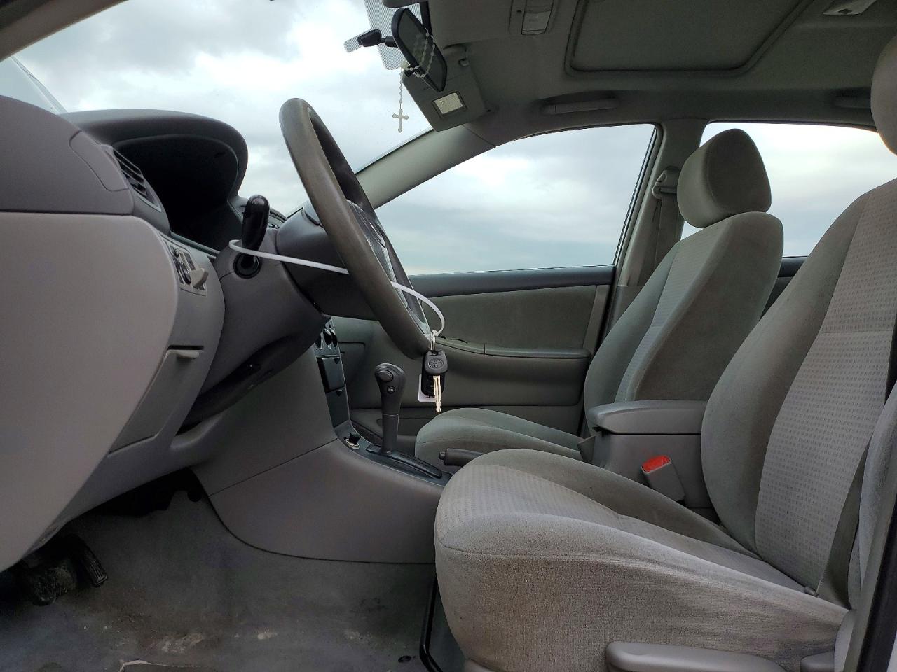 2008 Toyota Corolla Ce Silver vin: 2T1BR32E48C906209
