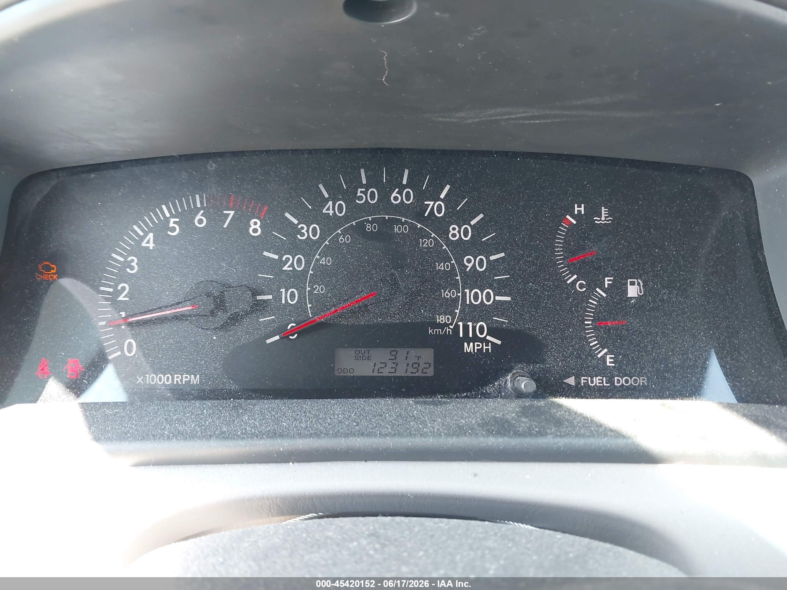 2008 Toyota Corolla Le Gray vin: 2T1BR32E48C931403