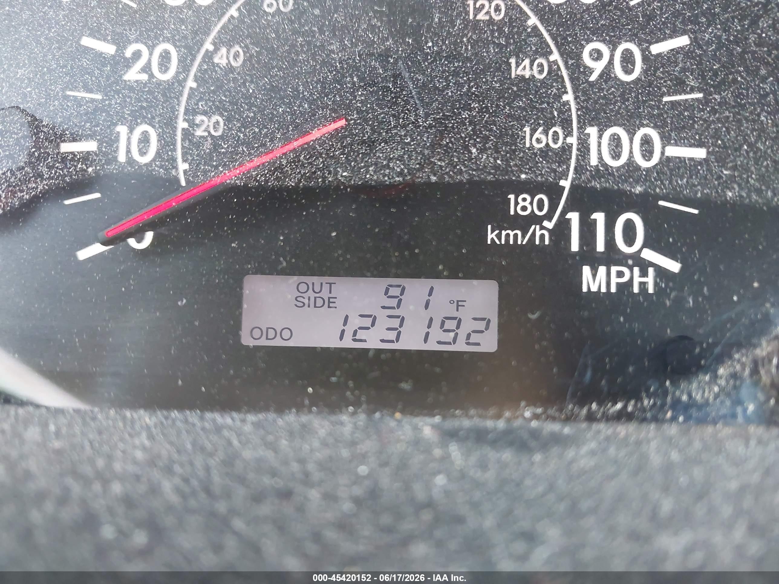 2008 Toyota Corolla Le Gray vin: 2T1BR32E48C931403
