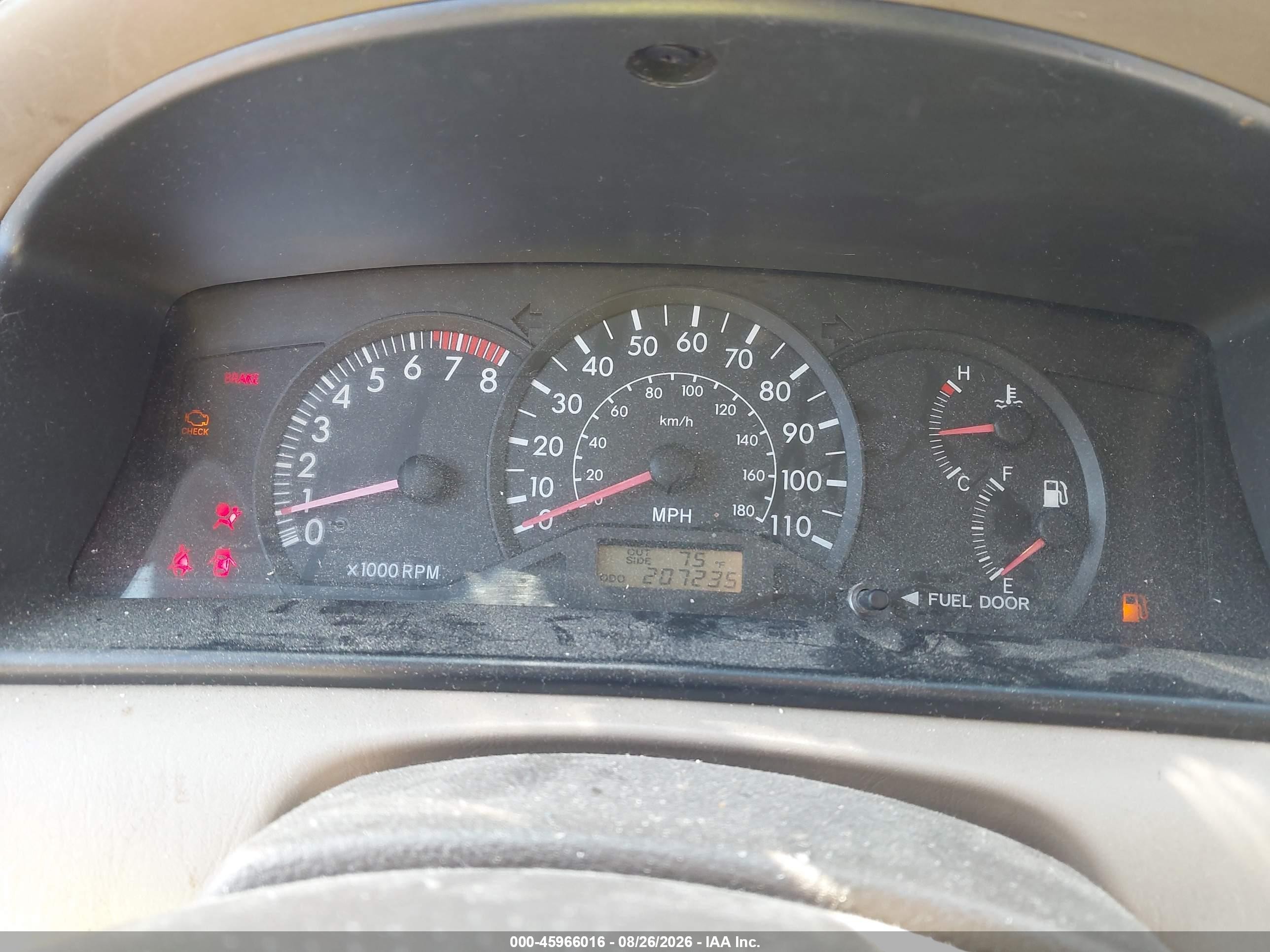 2004 Toyota Corolla Ce Red vin: 2T1BR32E54C225115
