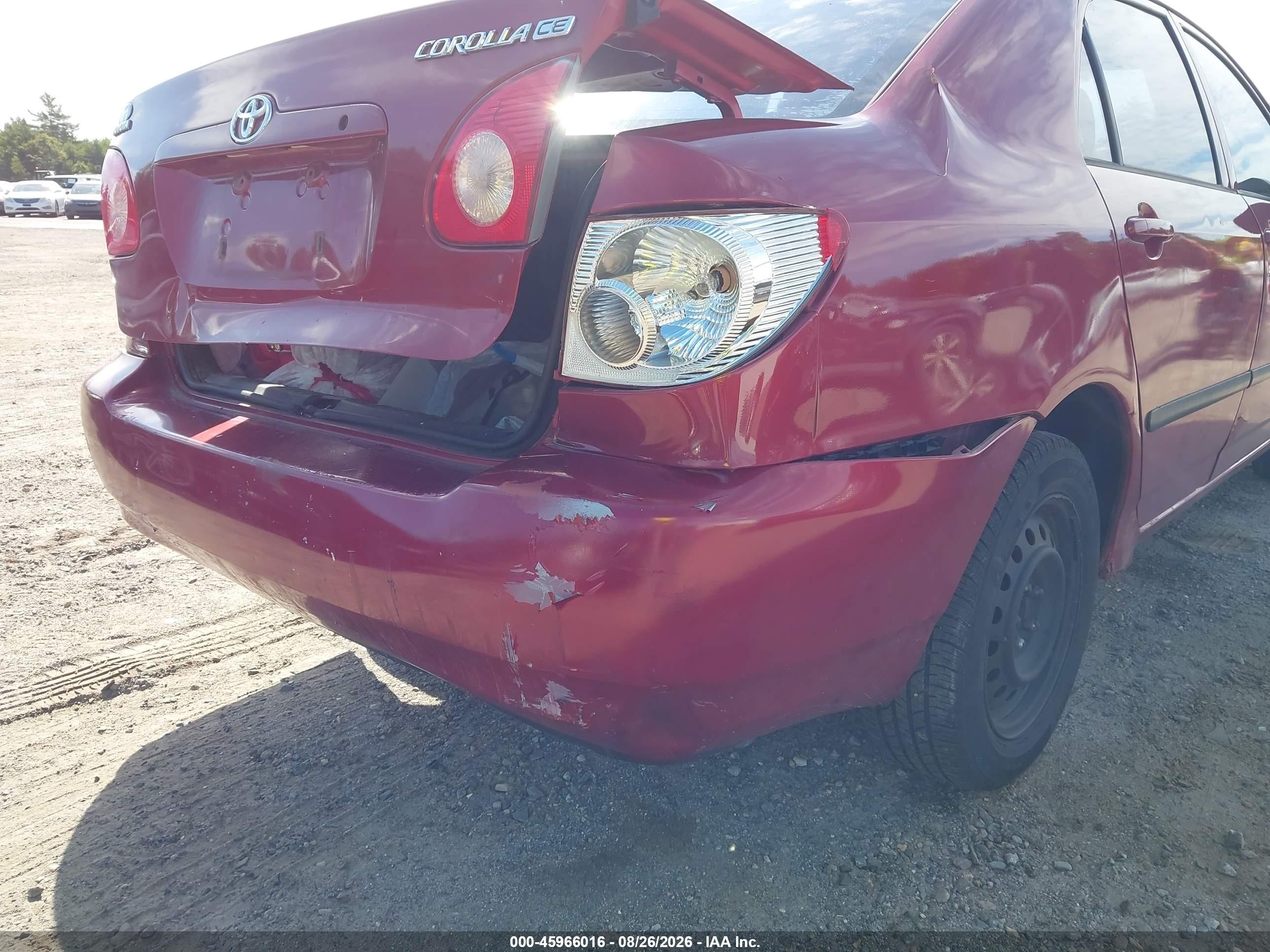 2004 Toyota Corolla Ce Red vin: 2T1BR32E54C225115