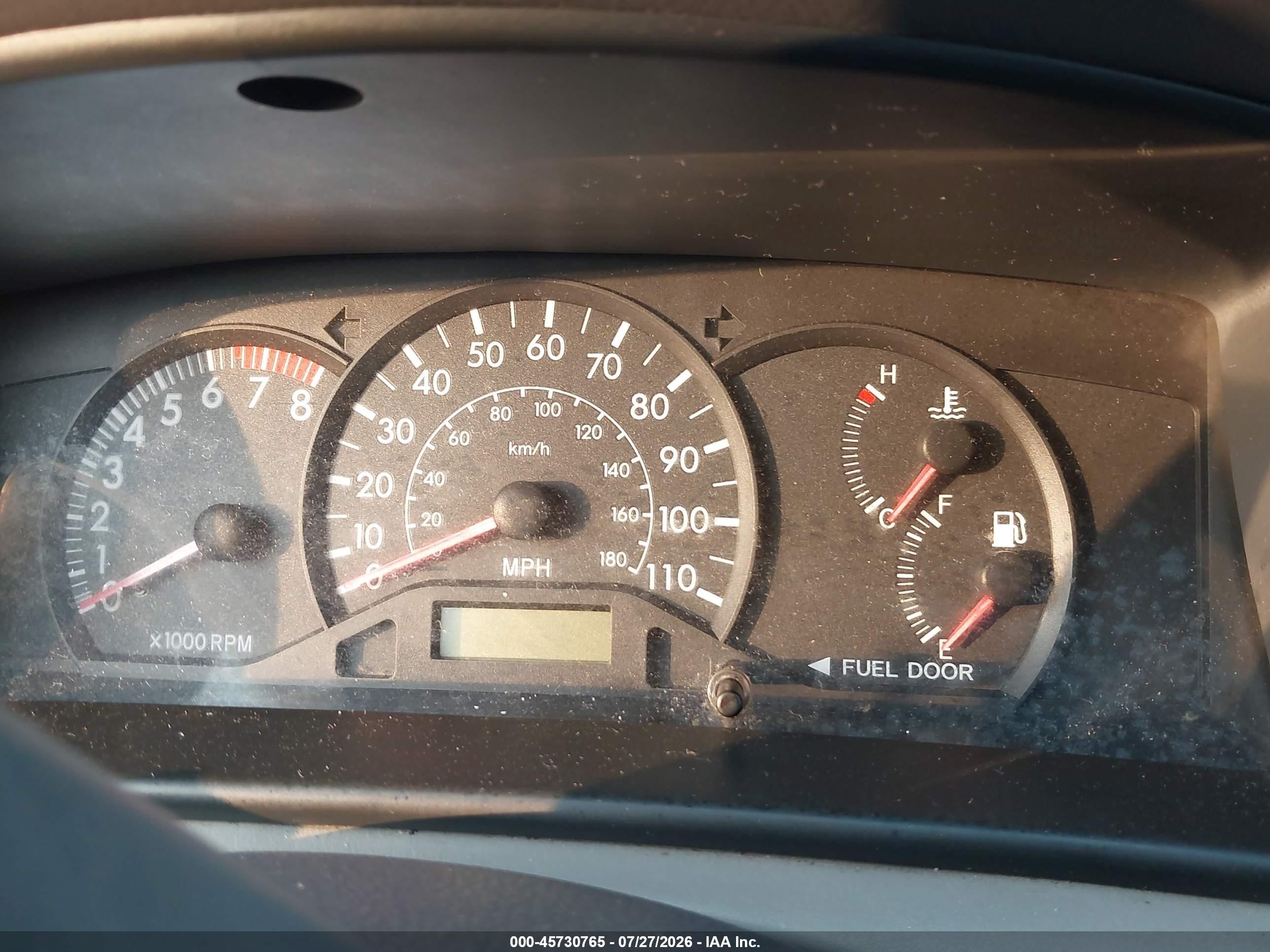 2004 Toyota Corolla Ce Red vin: 2T1BR32E54C308429
