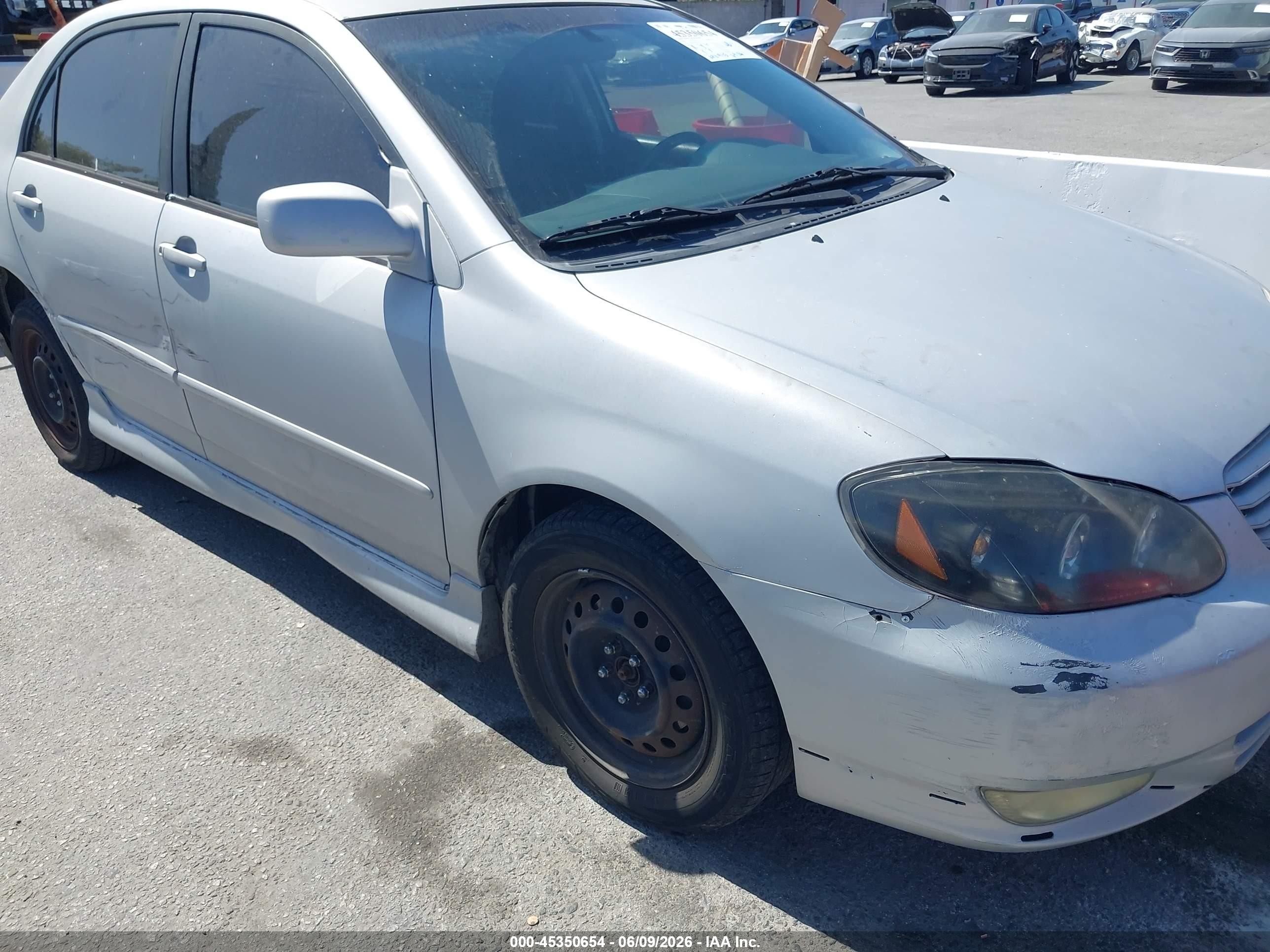2004 Toyota Corolla S Silver vin: 2T1BR32E54C313128
