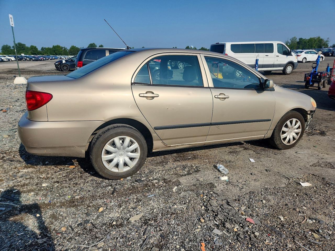 2005 Toyota Corolla Ce Бежевый vin: 2T1BR32E55C352495