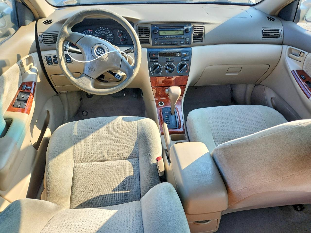 2005 Toyota Corolla Ce Бежевый vin: 2T1BR32E55C352495