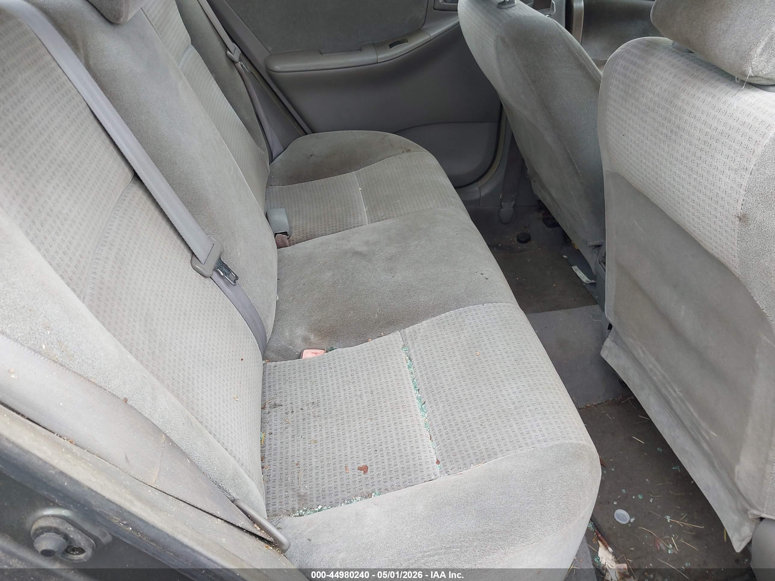 2005 Toyota Corolla Ce Silver vin: 2T1BR32E55C431214
