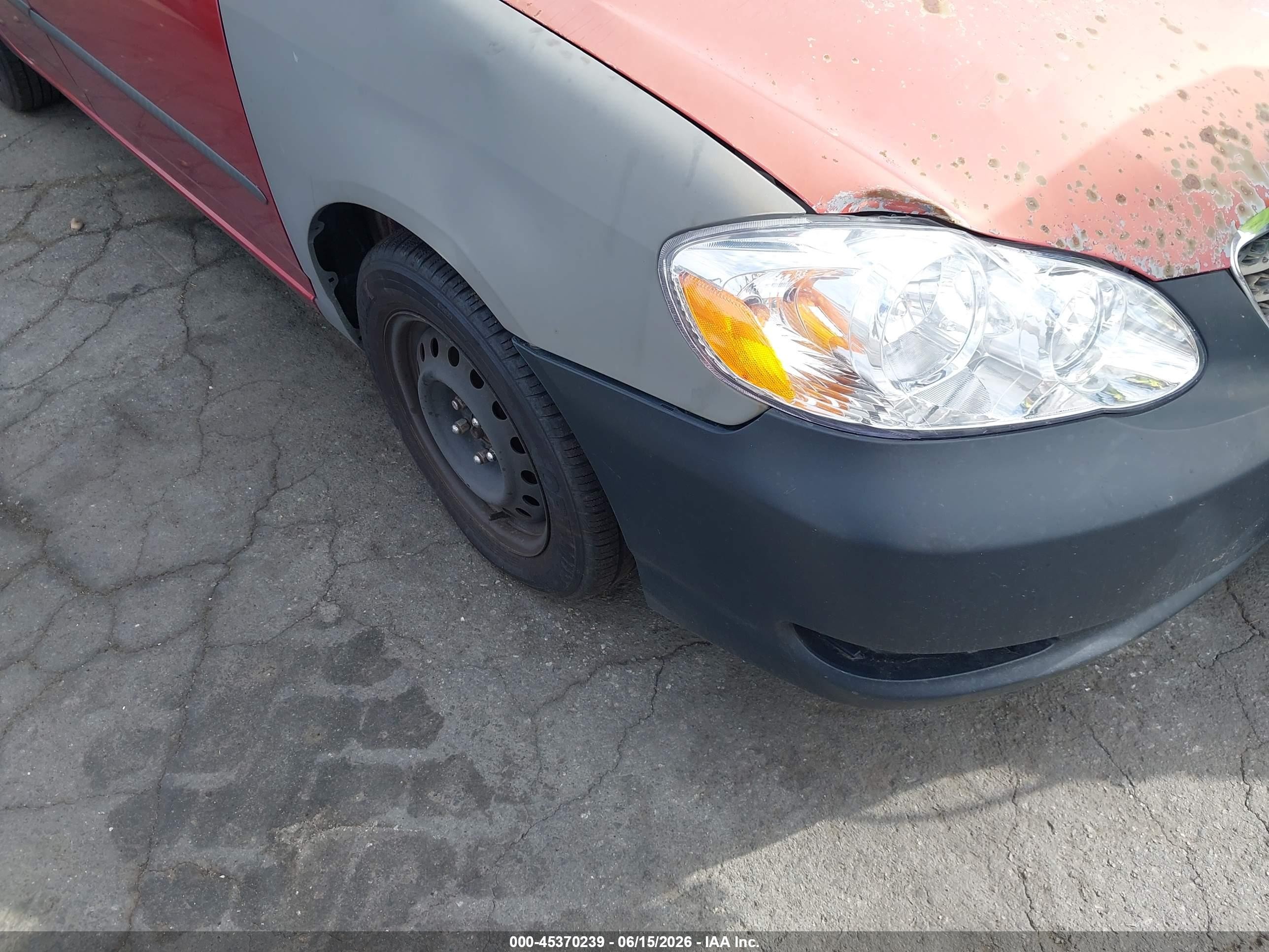 2005 Toyota Corolla Ce Красный vin: 2T1BR32E55C442245