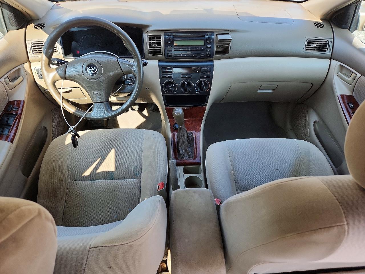 2005 Toyota Corolla Le Tan vin: 2T1BR32E55C450913