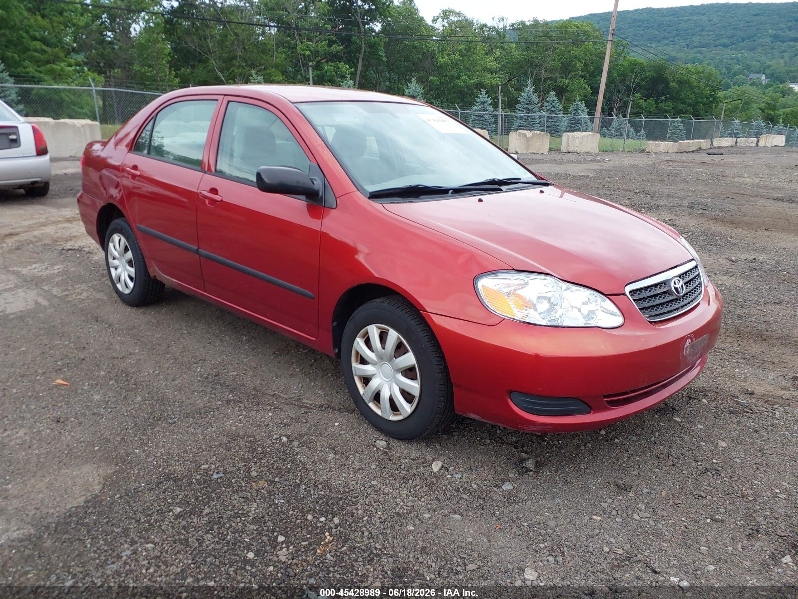 2005 Toyota Corolla Ce Red vin: 2T1BR32E55C455139