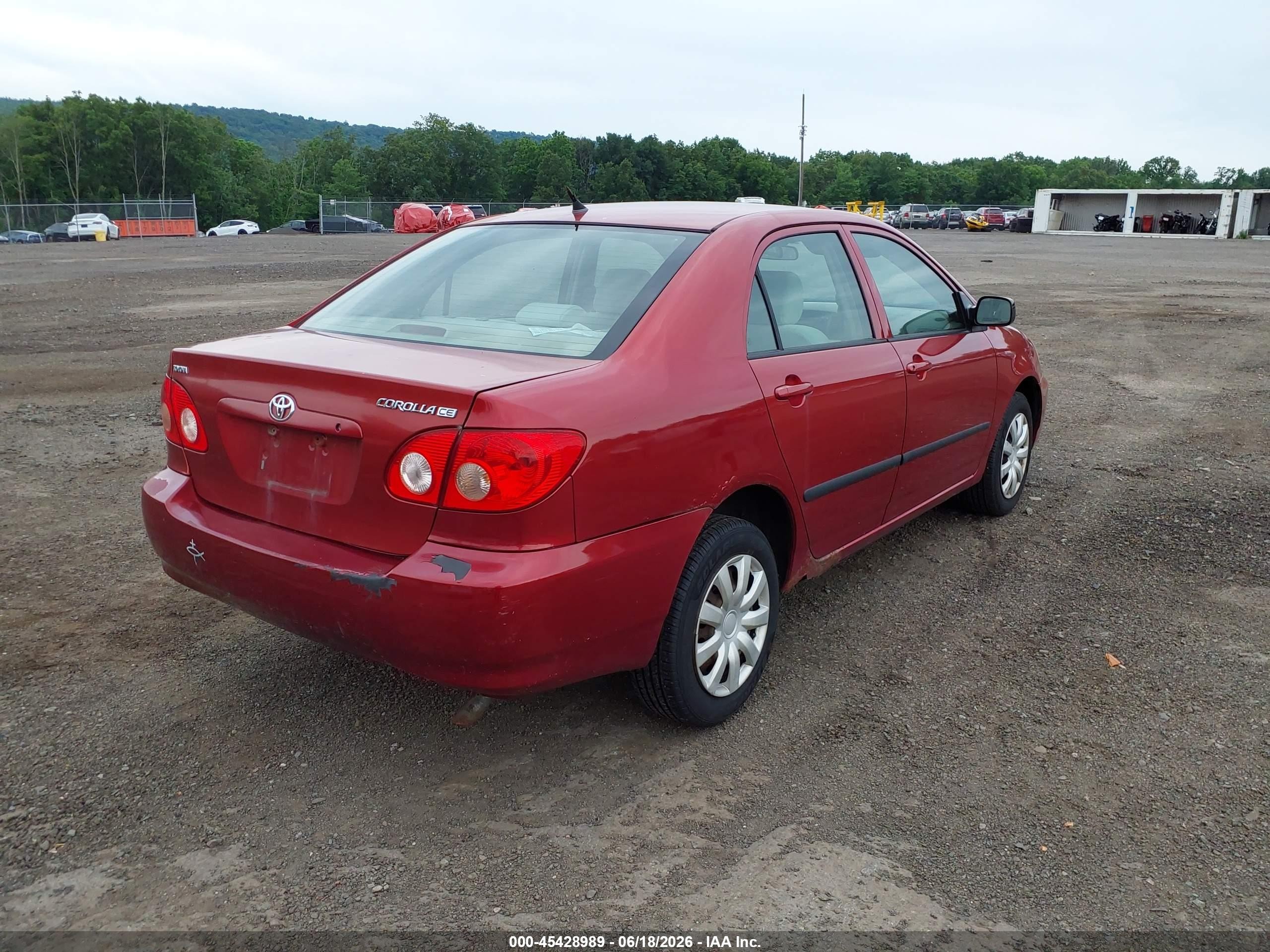 2005 Toyota Corolla Ce Red vin: 2T1BR32E55C455139
