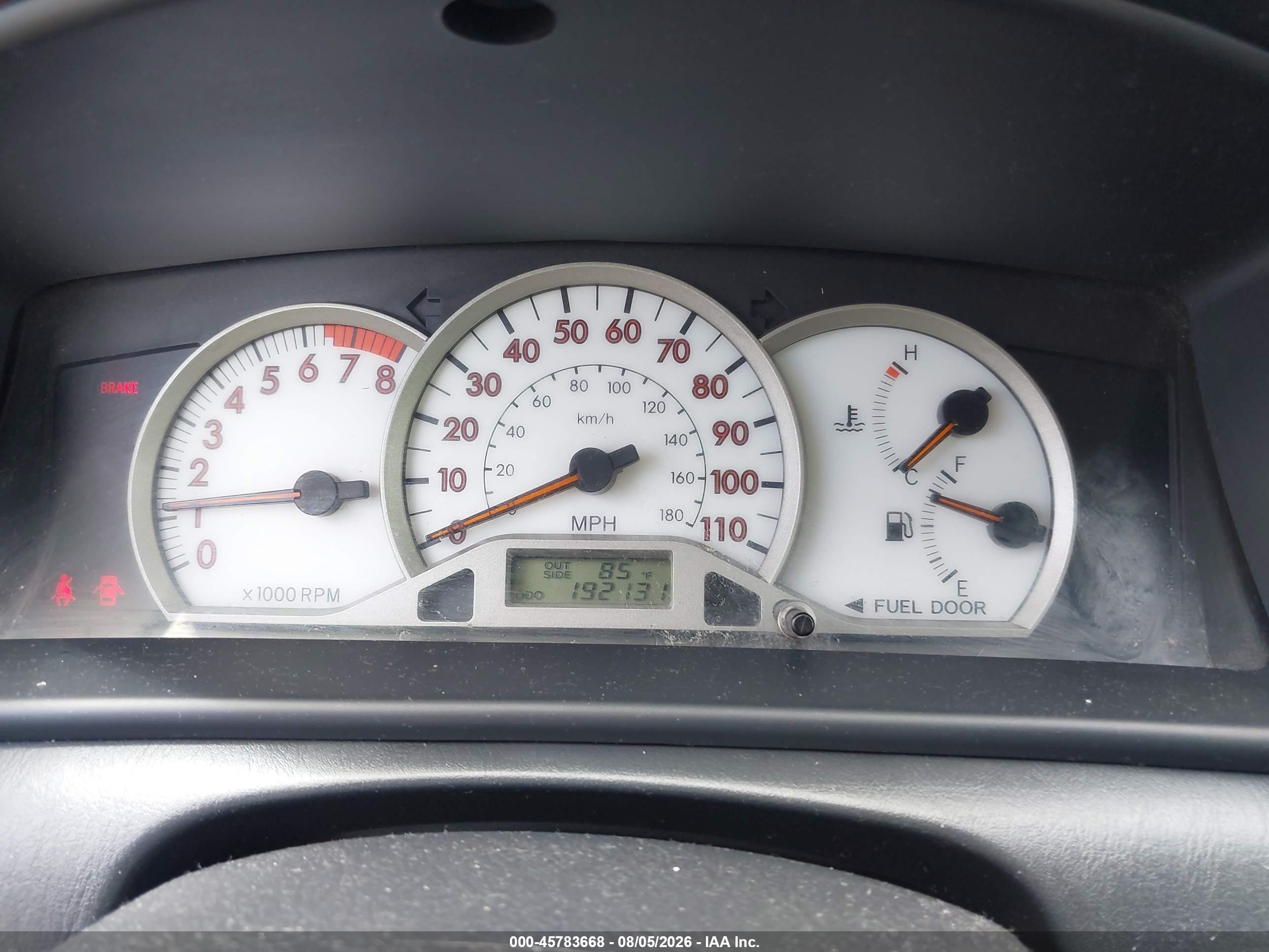 2005 Toyota Corolla S Красный vin: 2T1BR32E55C502332