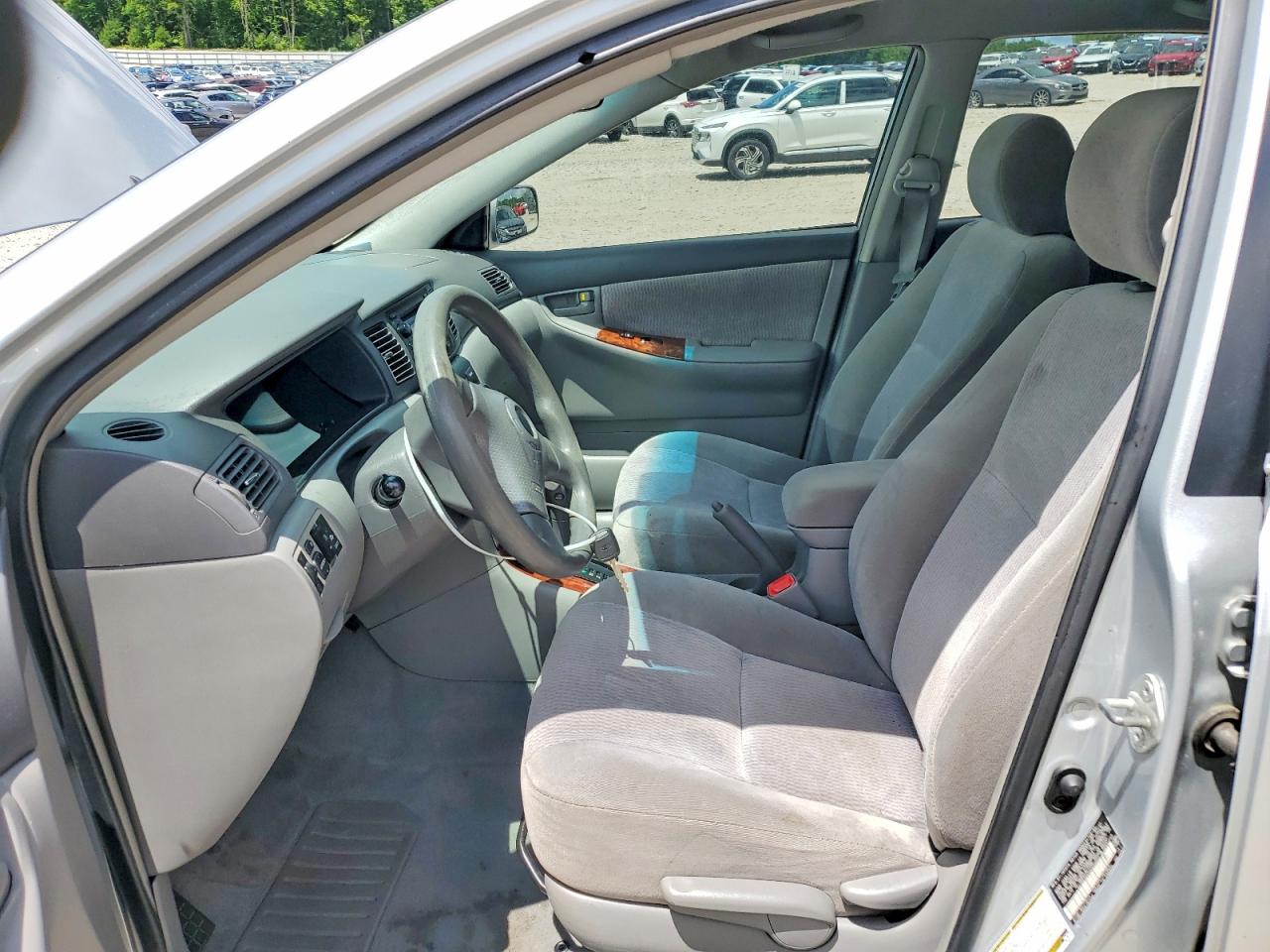 2005 Toyota Corolla Le Silver vin: 2T1BR32E55C552552