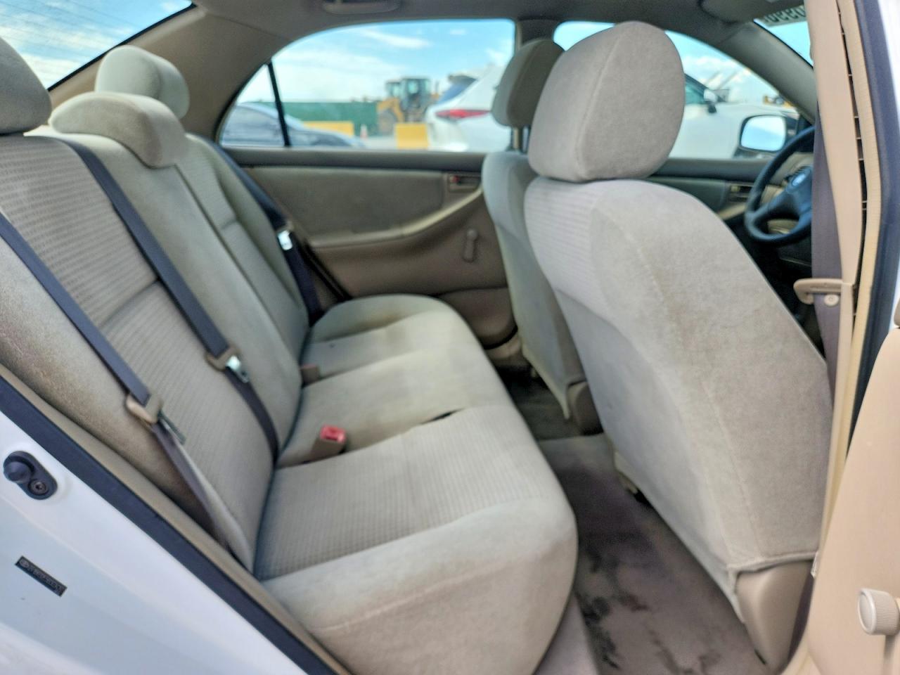 2006 Toyota Corolla Ce Белый vin: 2T1BR32E56C634265