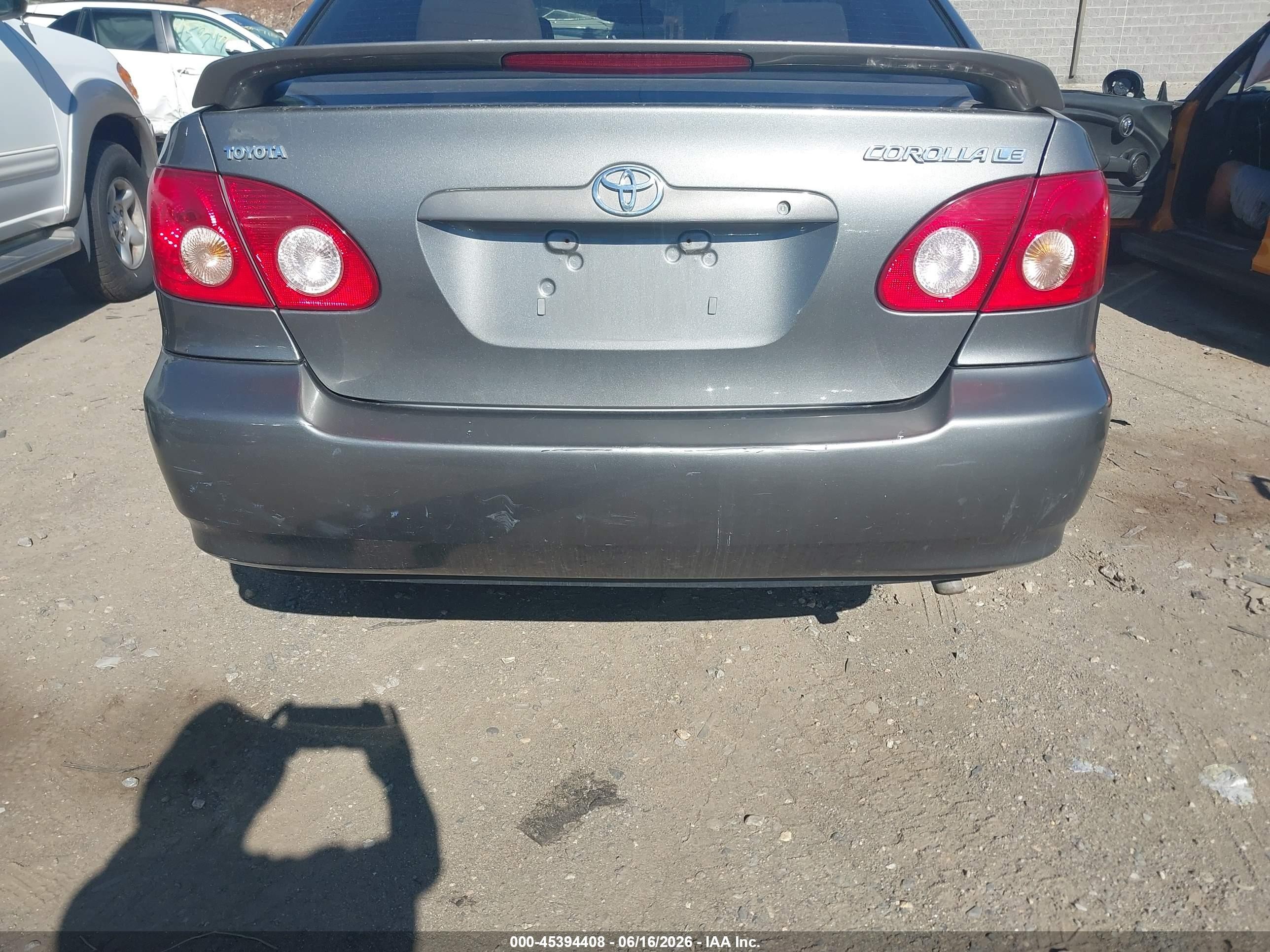 2006 Toyota Corolla Le Gray vin: 2T1BR32E56C663054