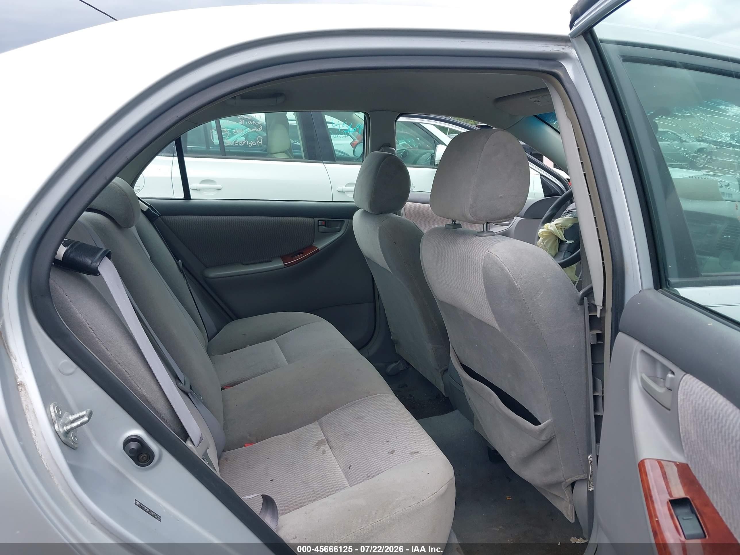 2006 Toyota Corolla Le Silver vin: 2T1BR32E56C709952