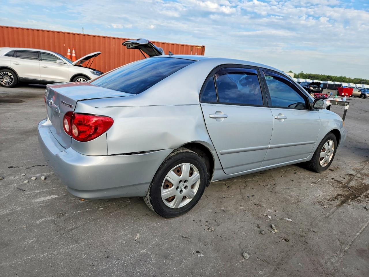 2007 Toyota Corolla Le Silver vin: 2T1BR32E57C770560