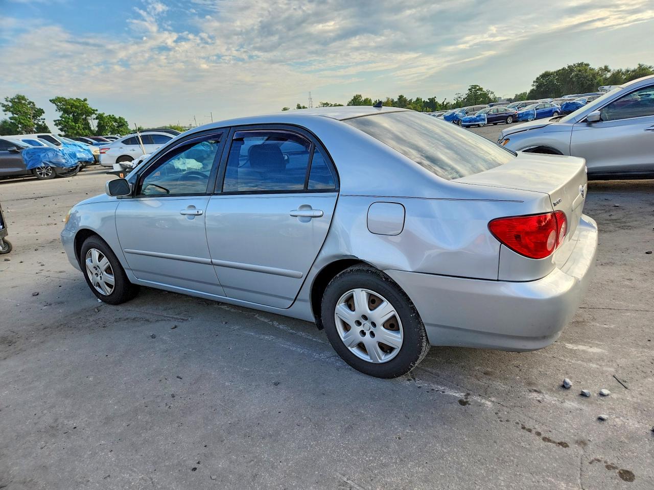 2007 Toyota Corolla Le Silver vin: 2T1BR32E57C770560