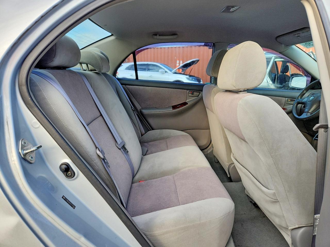 2007 Toyota Corolla Le Silver vin: 2T1BR32E57C770560