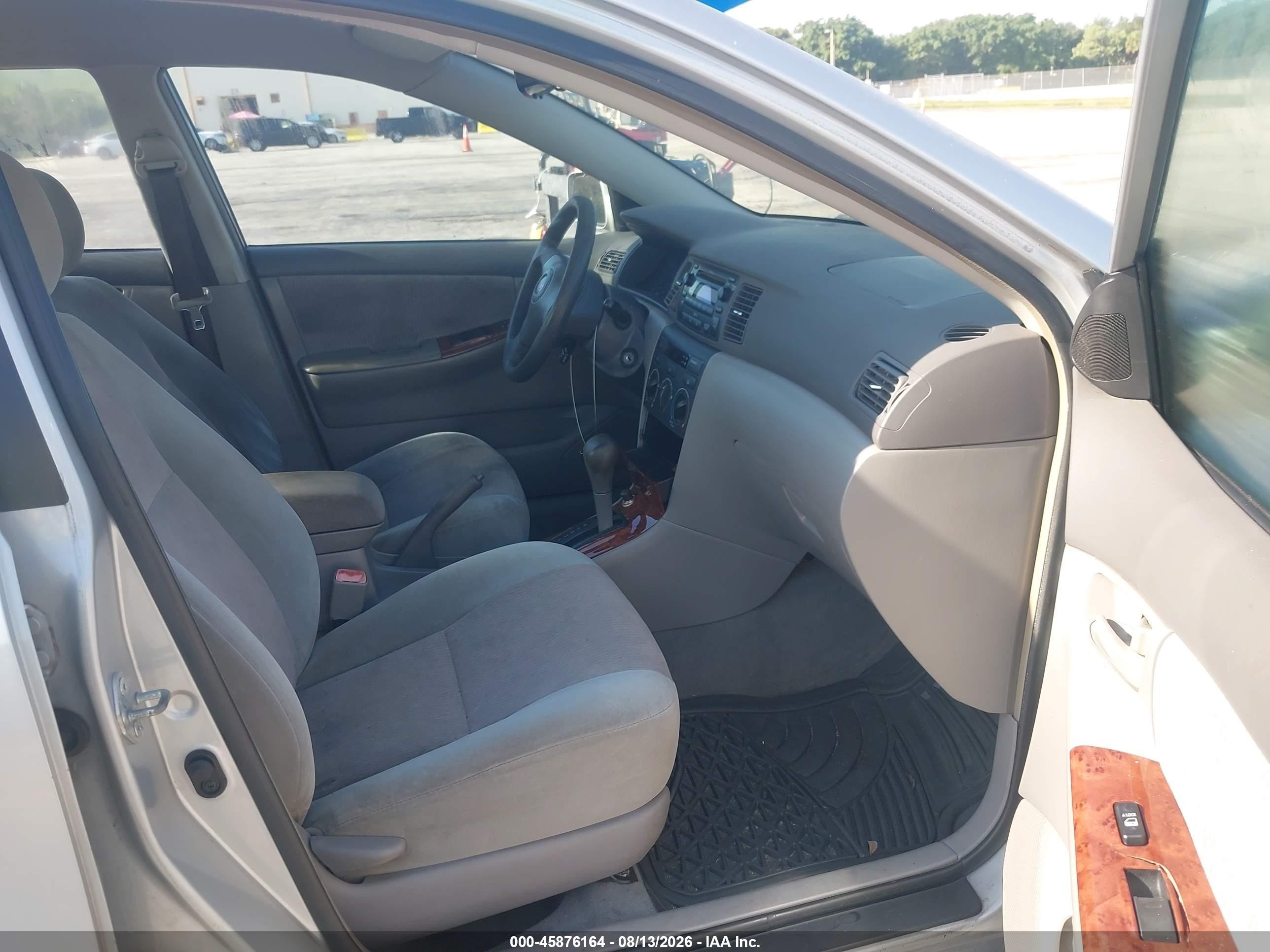 2007 Toyota Corolla Le Silver vin: 2T1BR32E57C824908