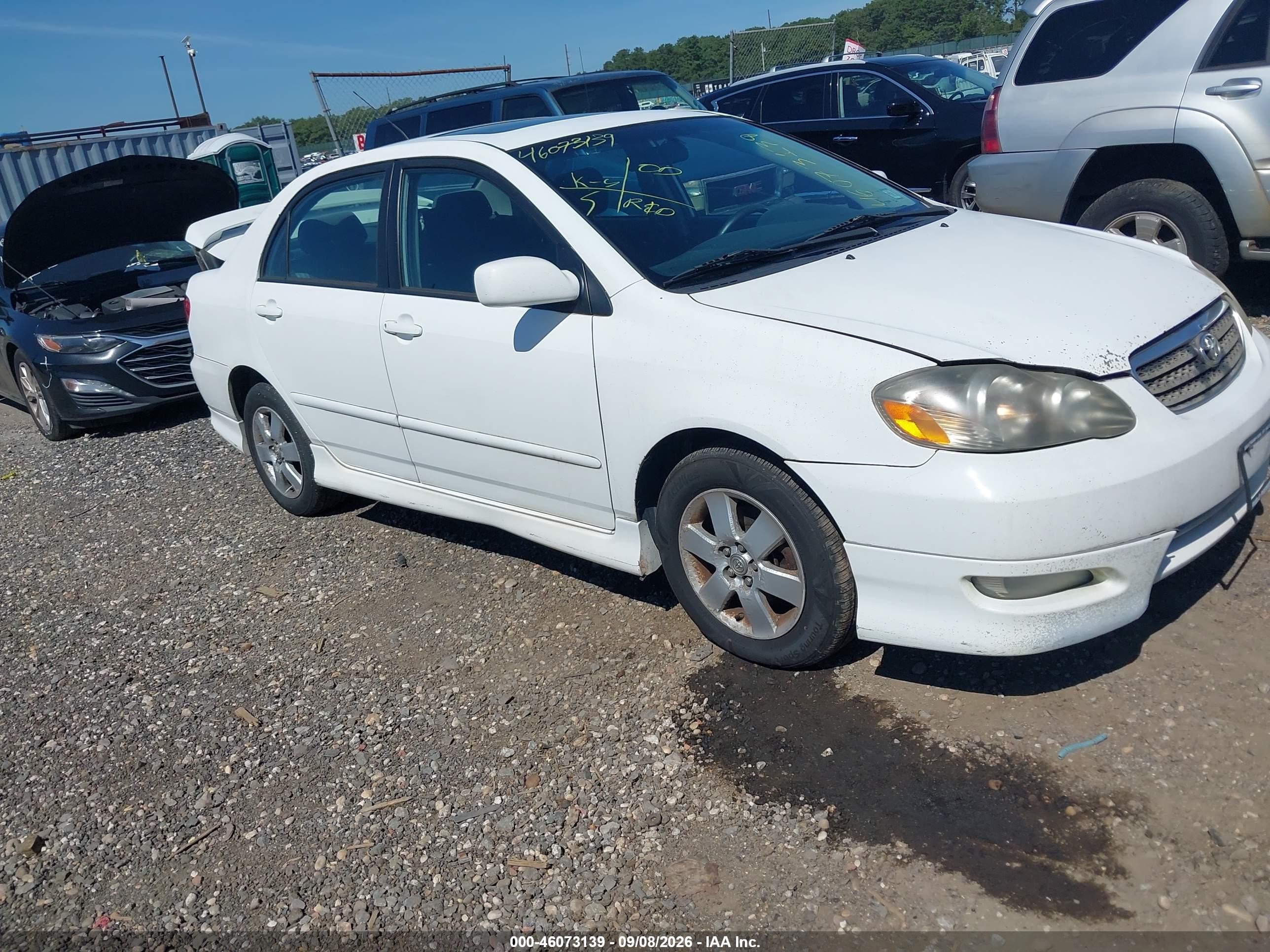 2008 Toyota Corolla S White vin: 2T1BR32E58C905005